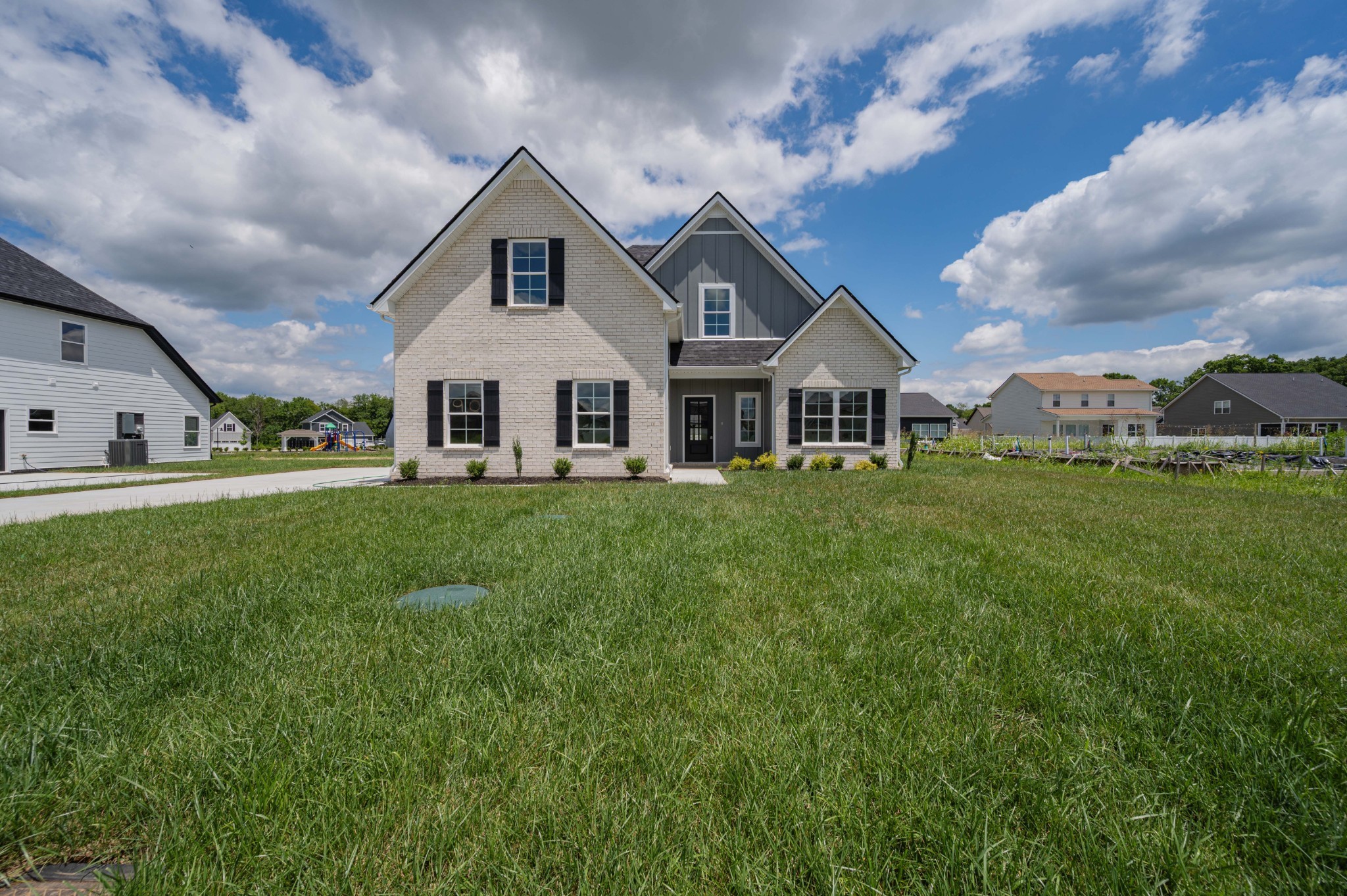 10111 Forkhorn Ln