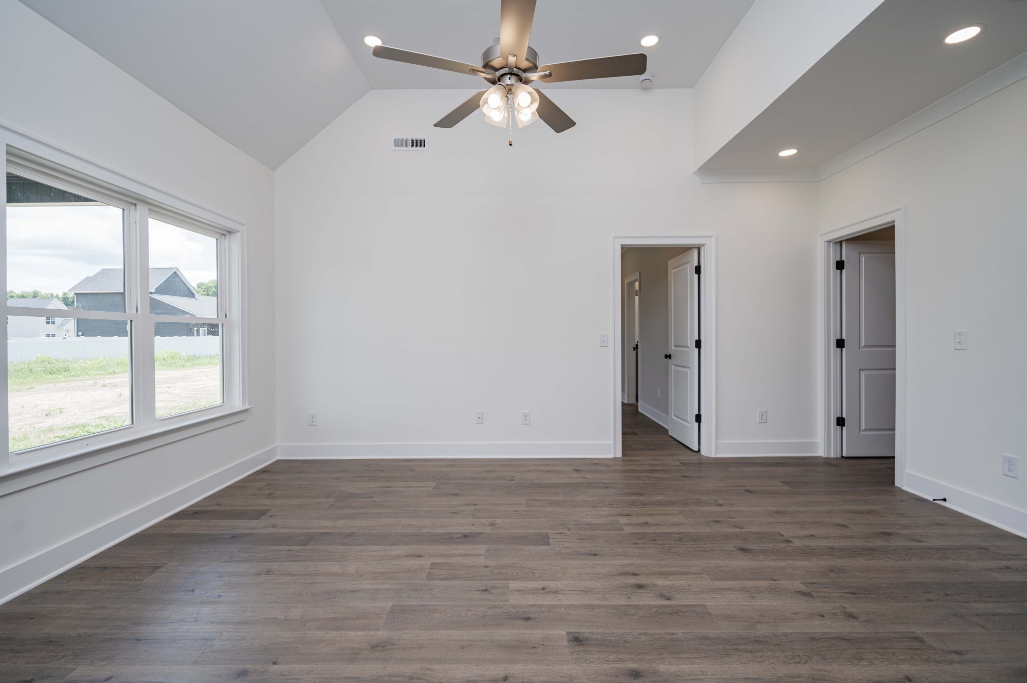 10109 Forkhorn Ln