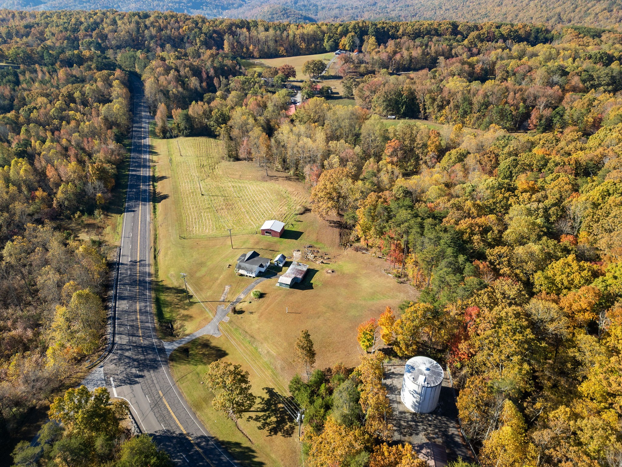 3557 Dayton Mountain Hwy