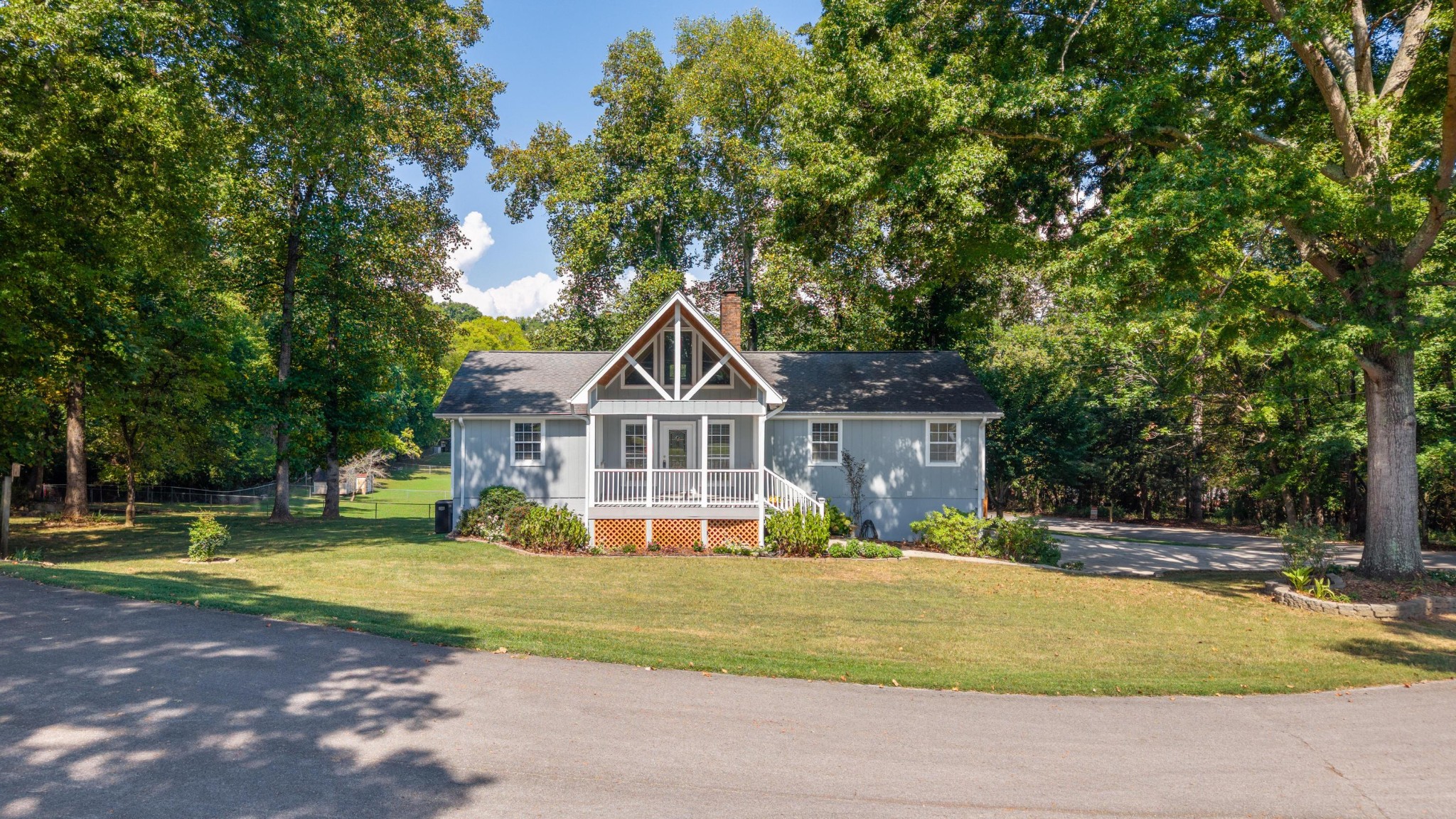 2257 N Shore Acres Rd