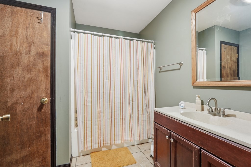 3291 Cumberland Lakes Dr