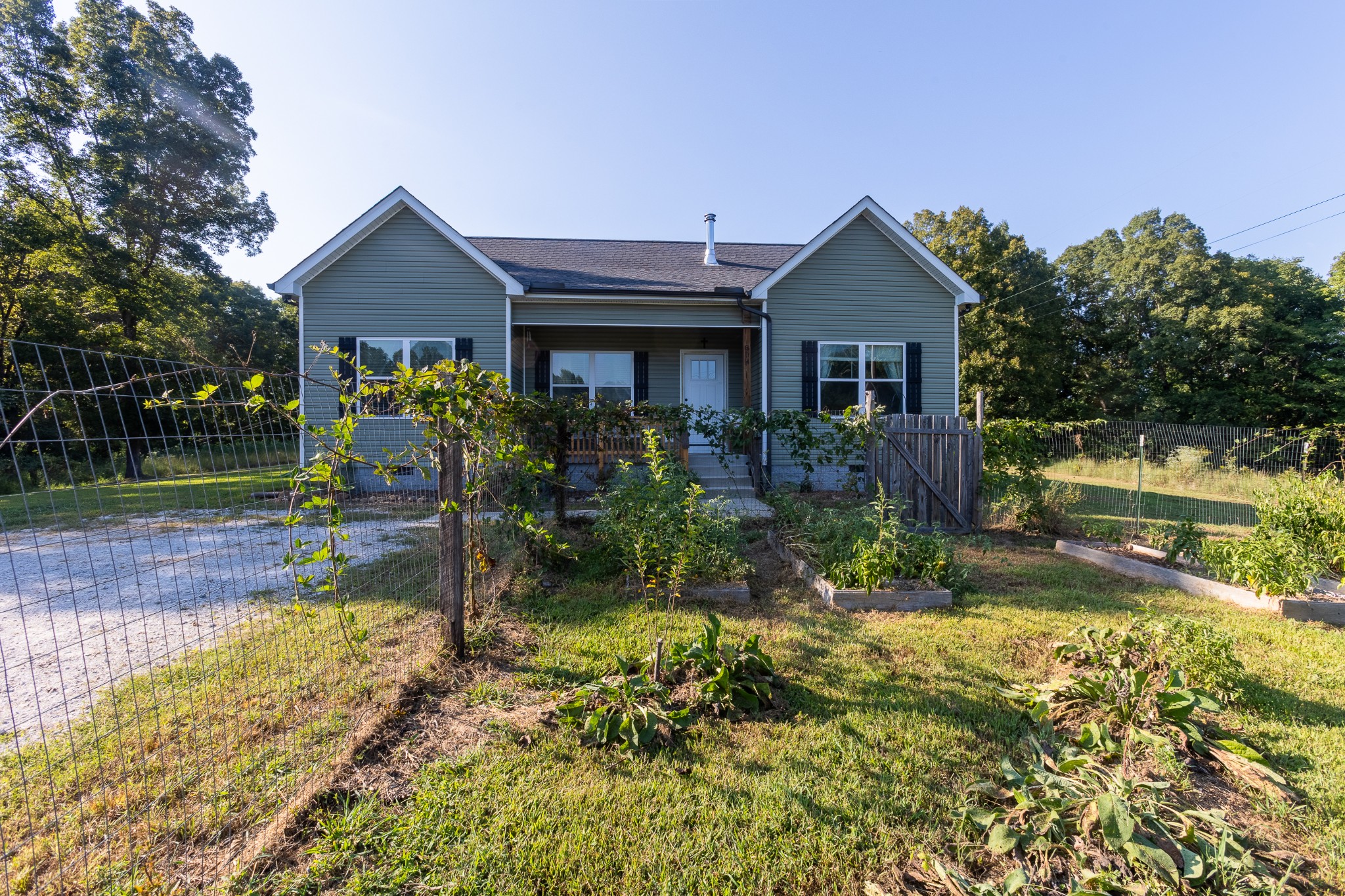 804 Nels Adams Rd