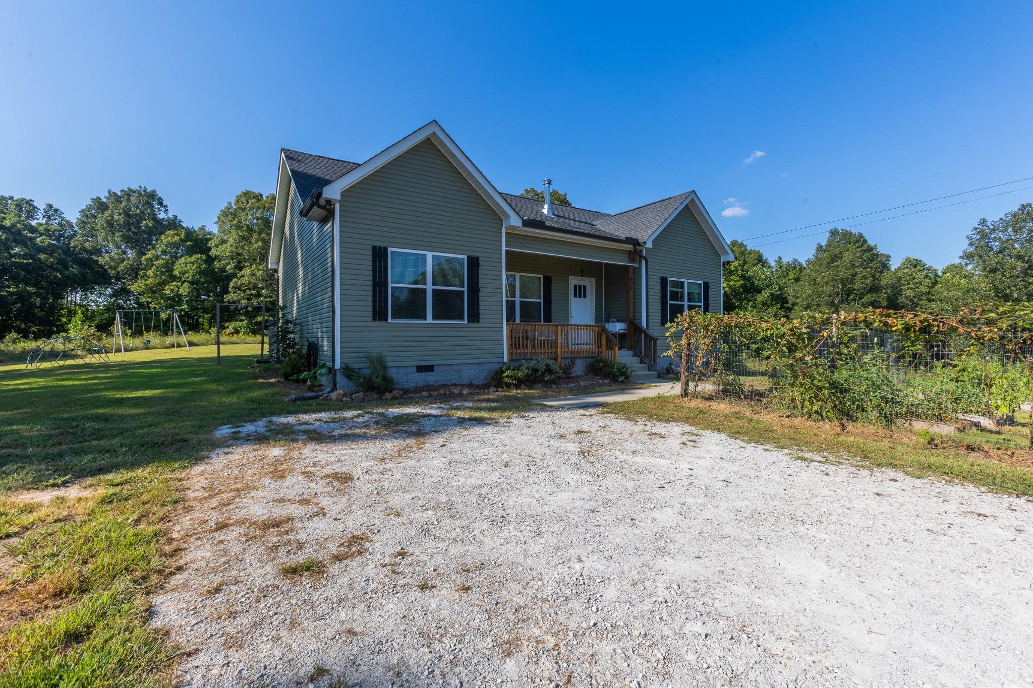 804 Nels Adams Rd