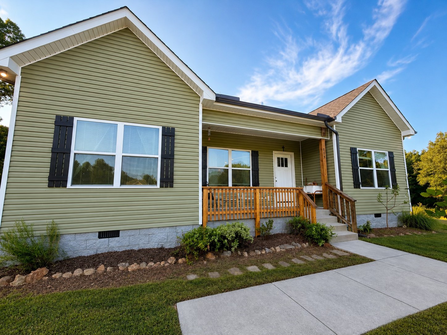 804 Nels Adams Rd