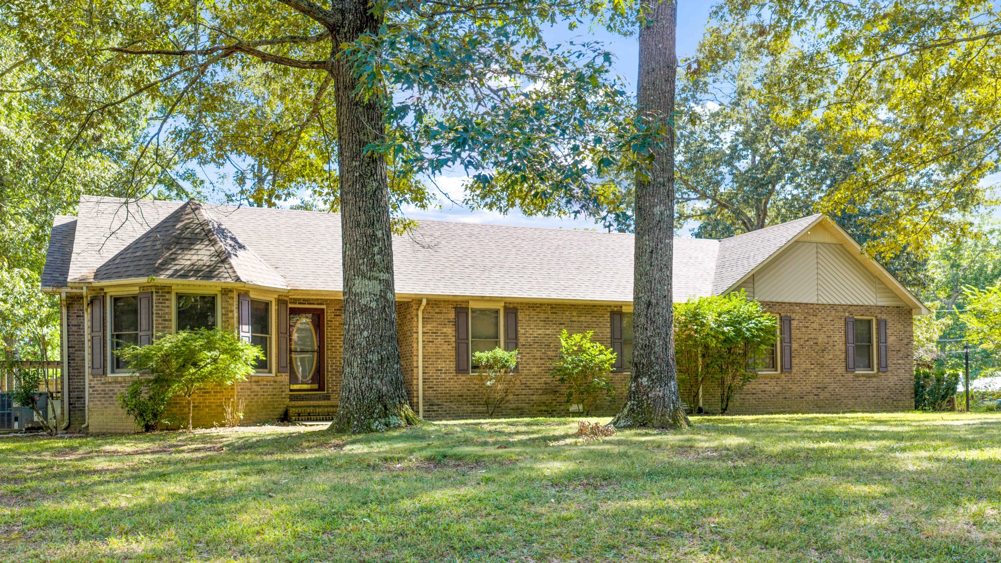 366 Oak Leaf Cir