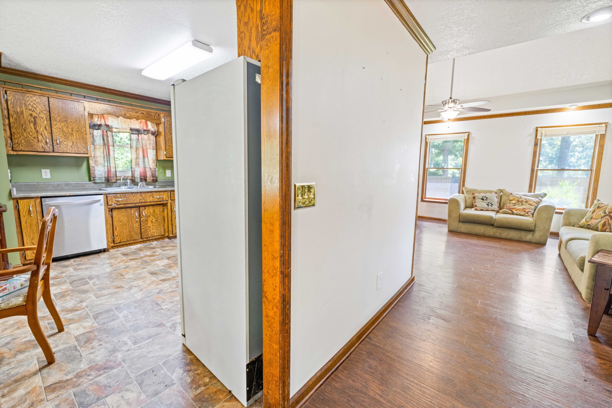 366 Oak Leaf Cir