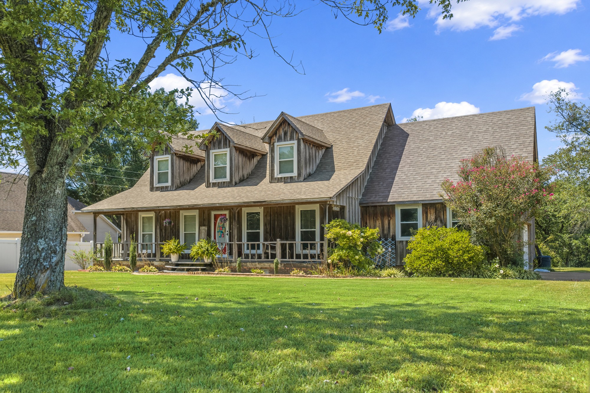 55 Evergreen Dr