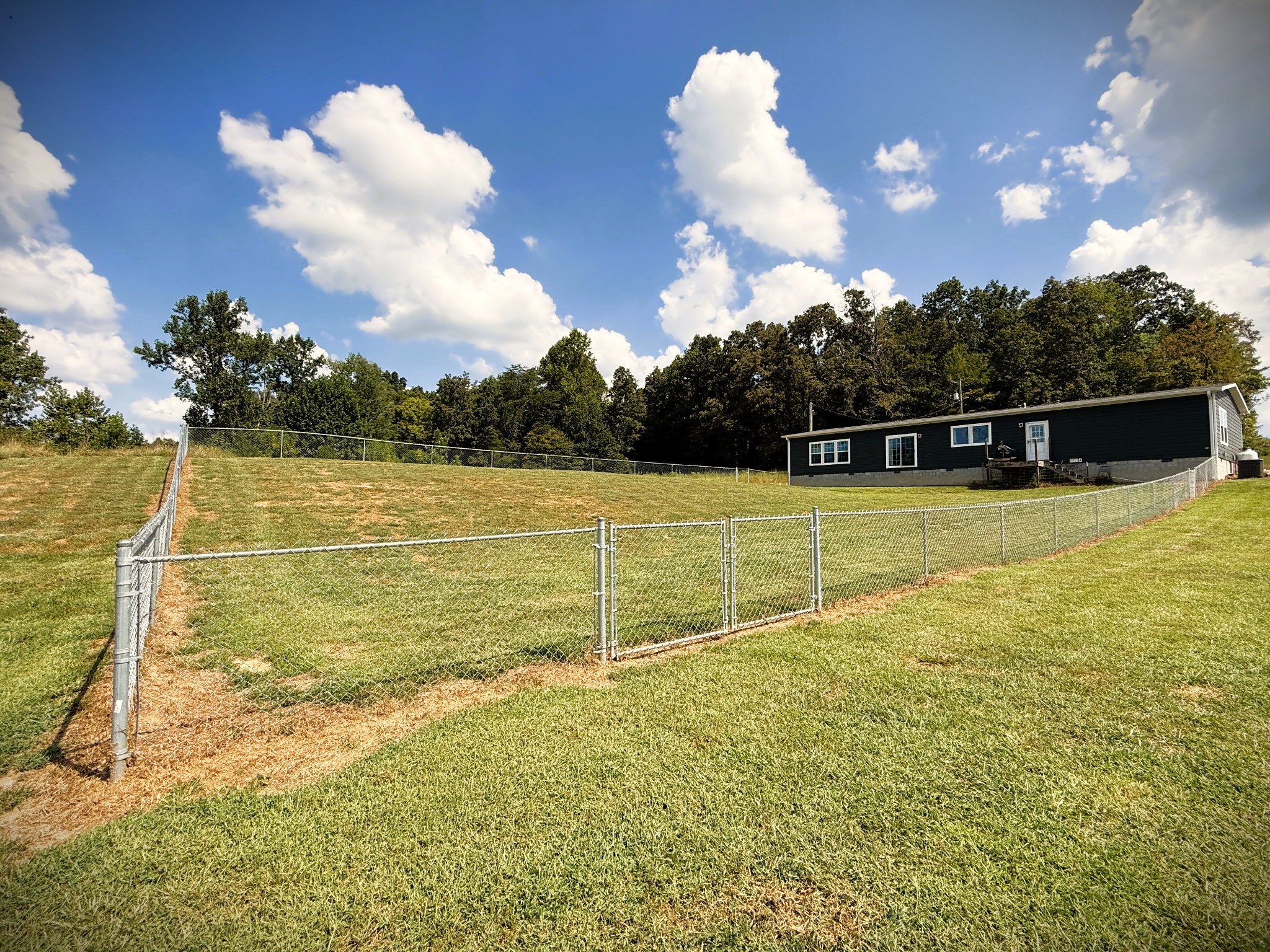 760 Dogwalk Rd