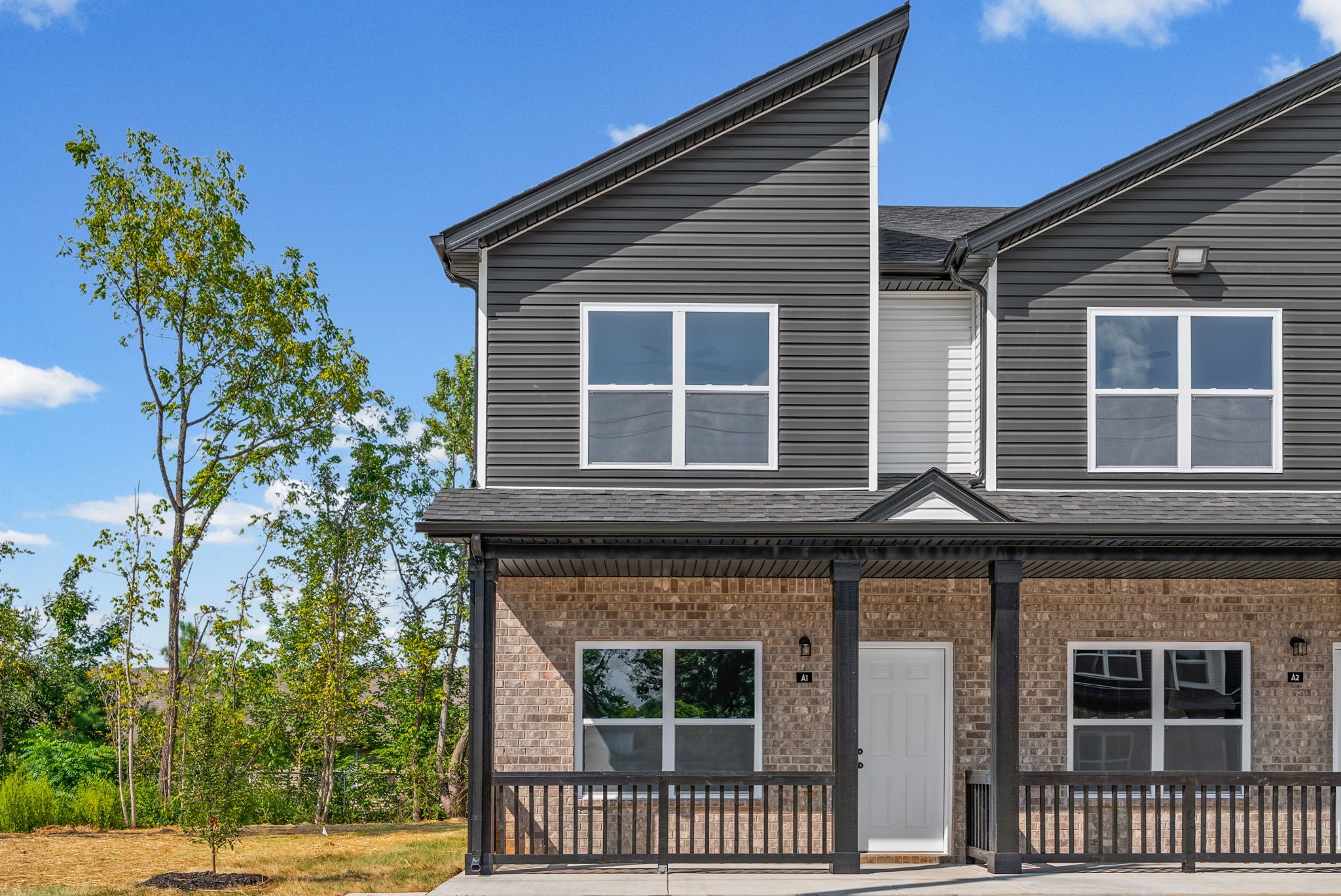 160 Fairview Ln
