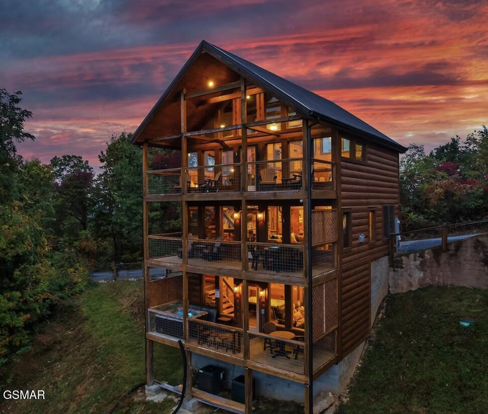 1132 Villa Overlook Way