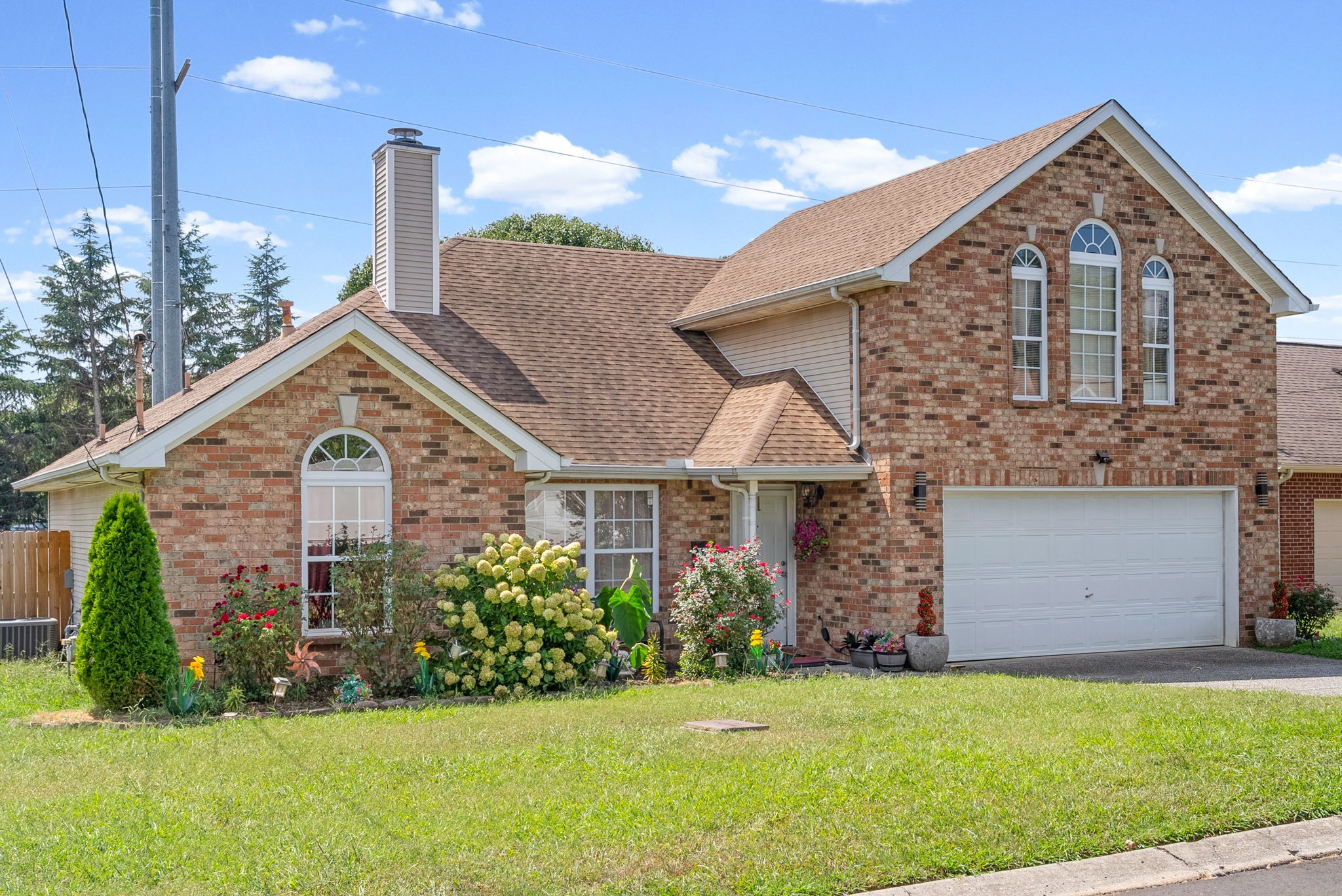 4932 Hickory Woods, E