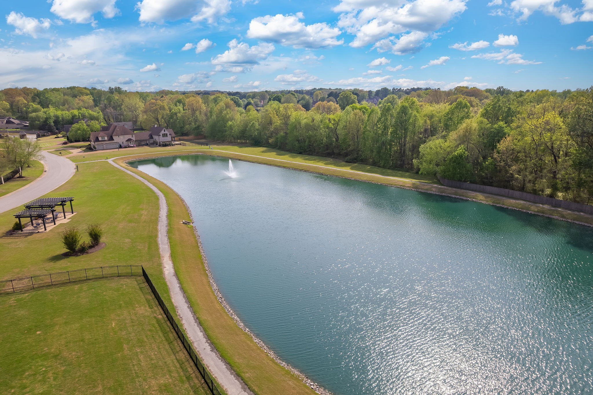 22 Arbor Ridge Cv
