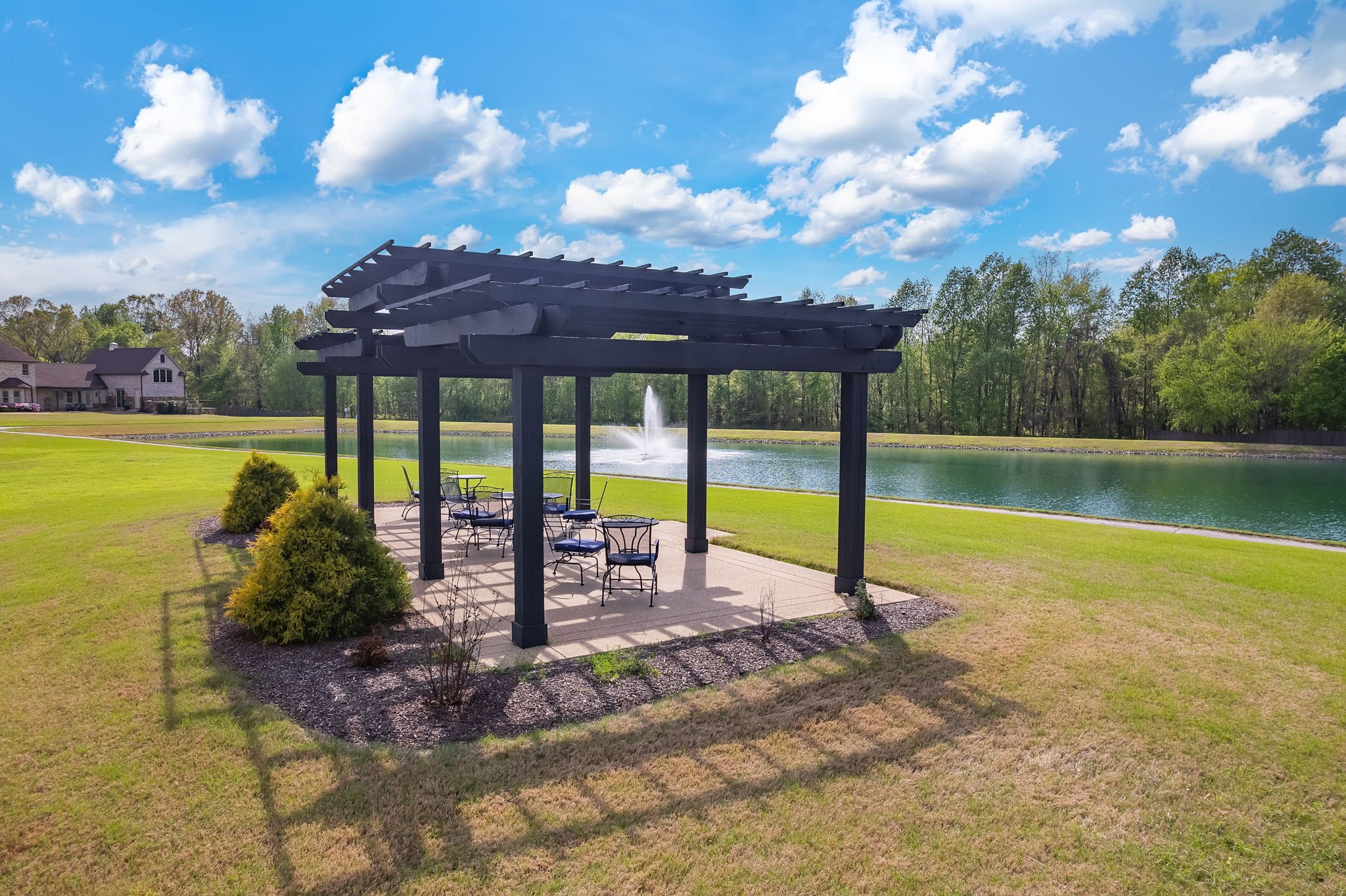 22 Arbor Ridge Cv