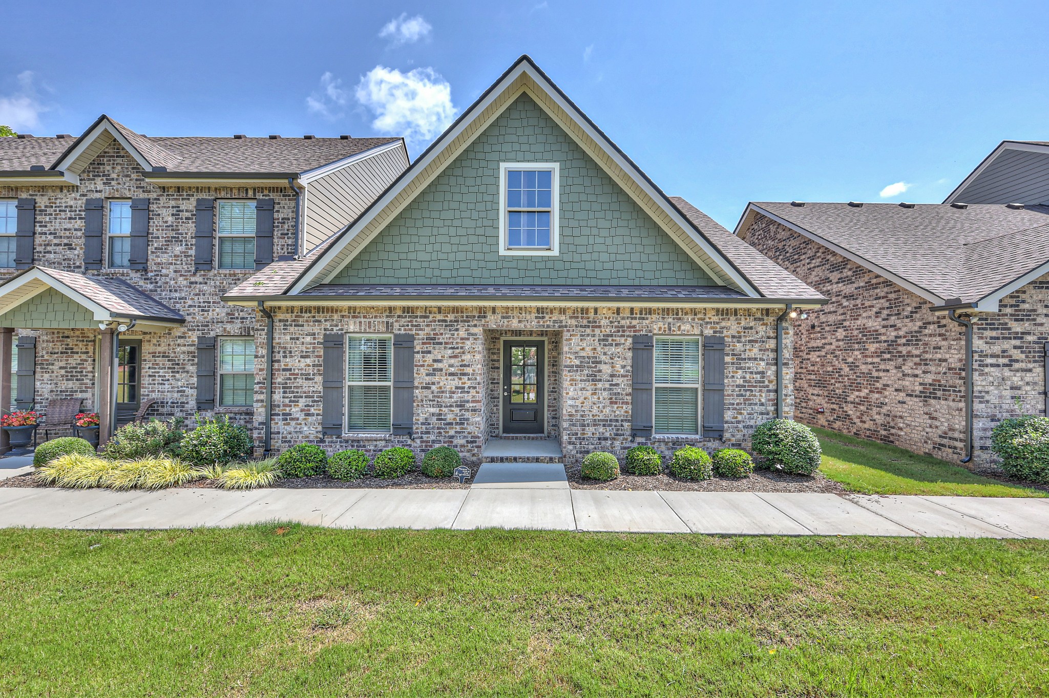 5610 Maples Retreat Dr