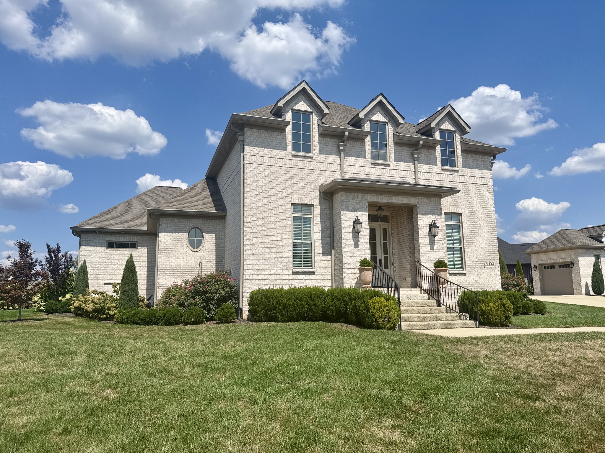 753 Cousins Ct