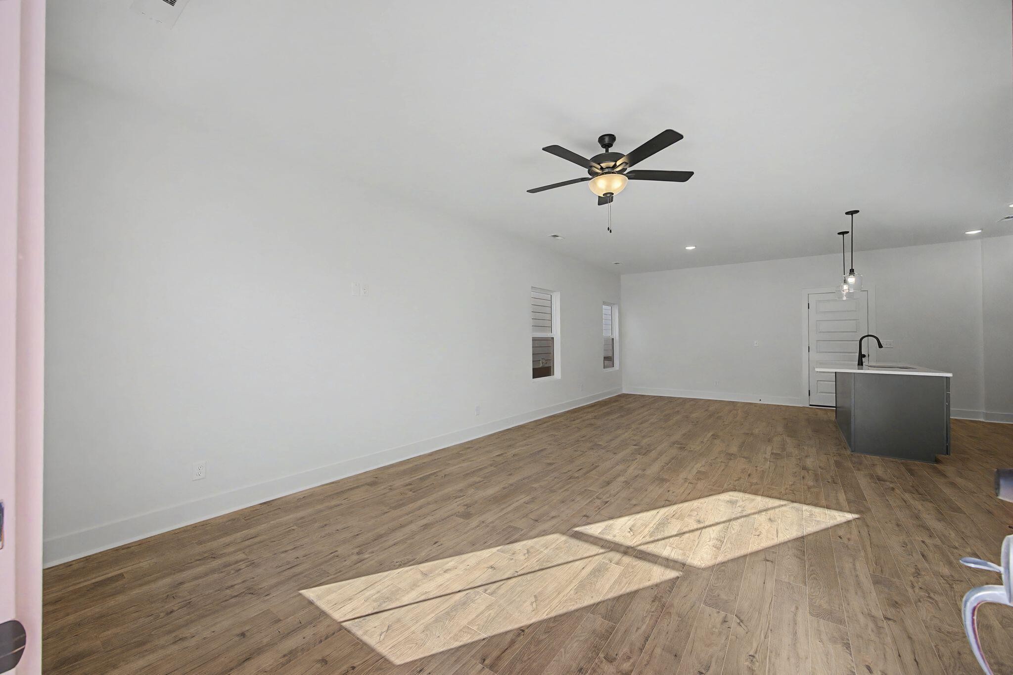 1850 Cotton Way
