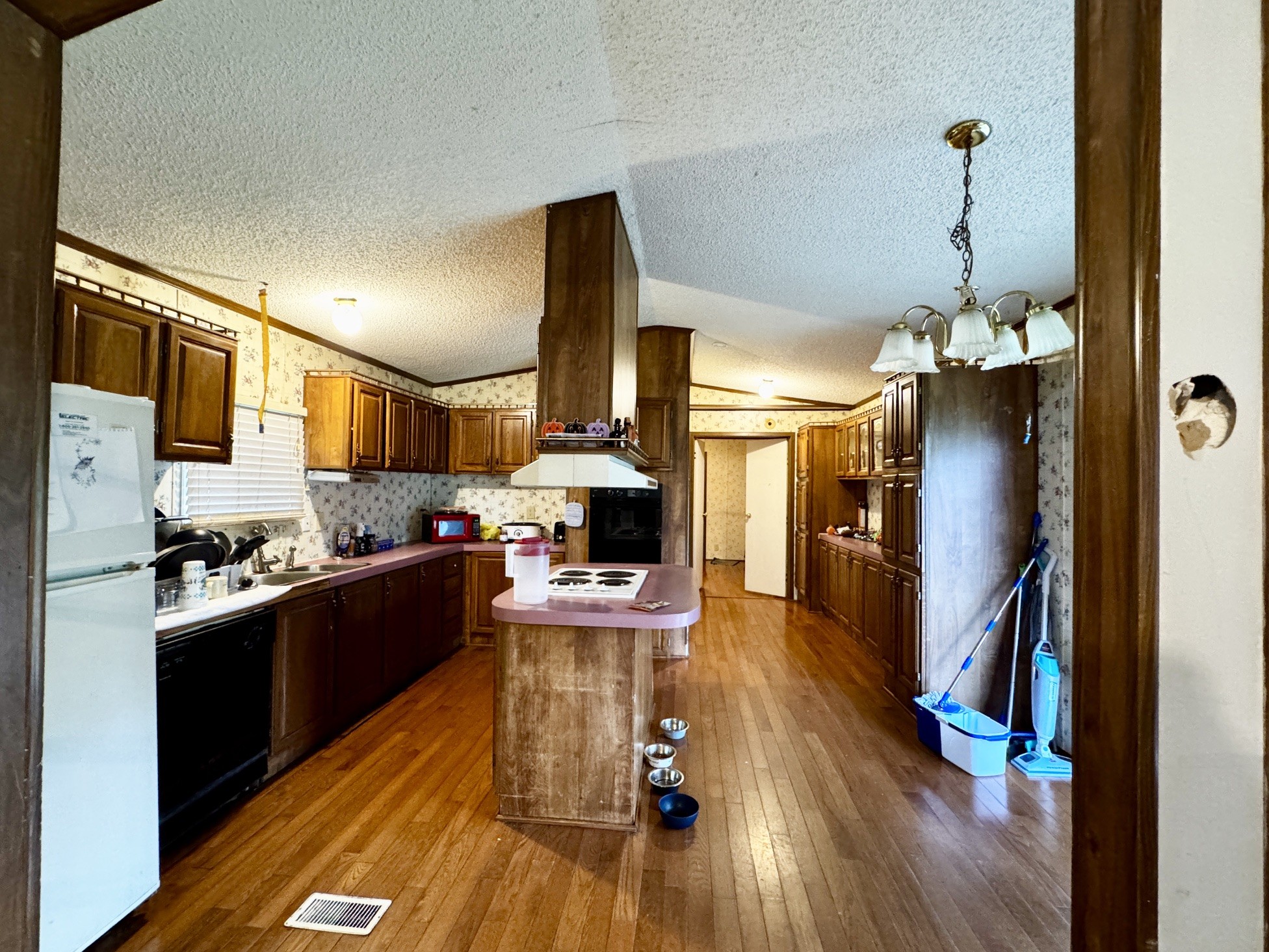 1542 Gainesboro Grade