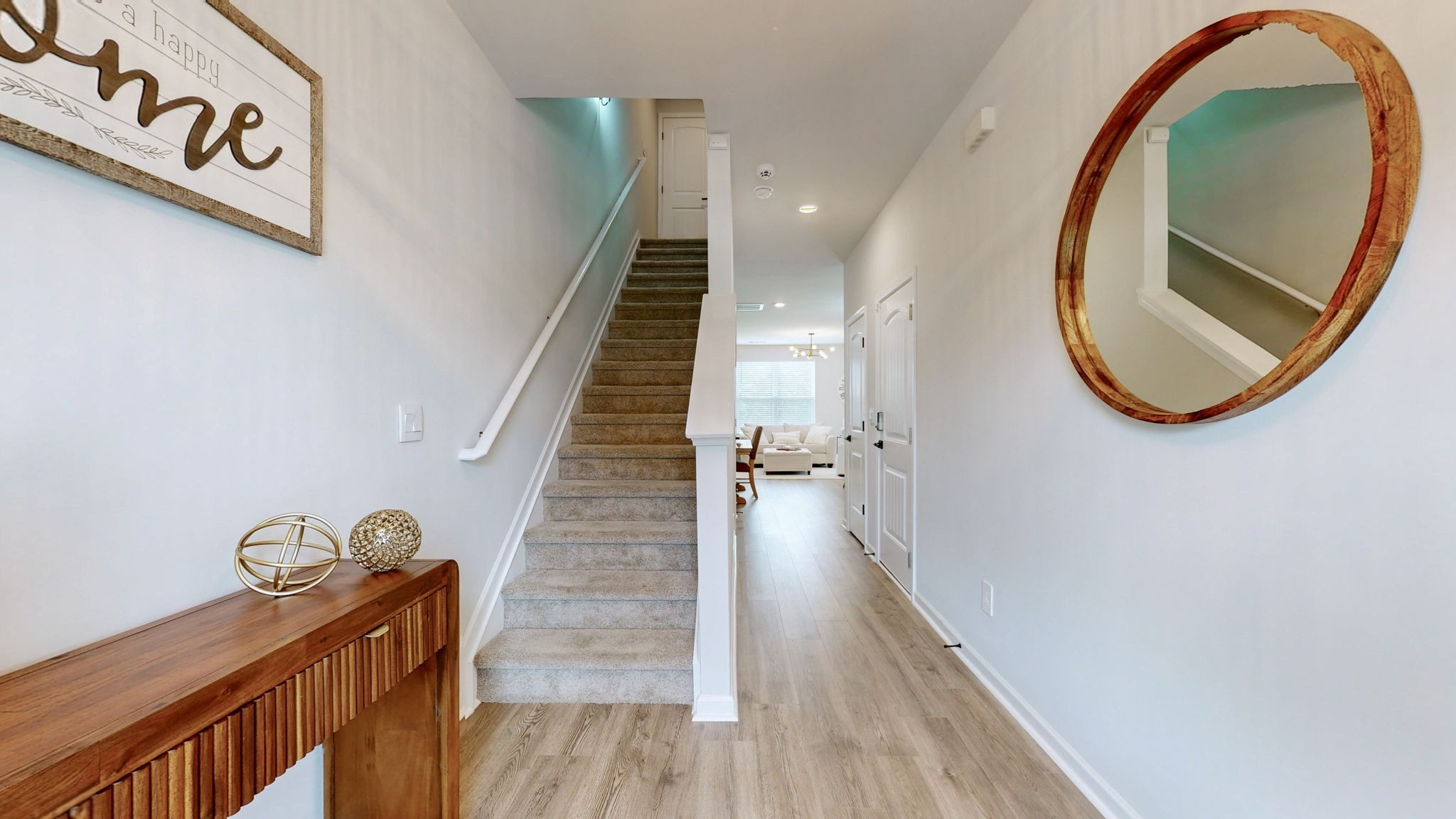464 Augustine Dr