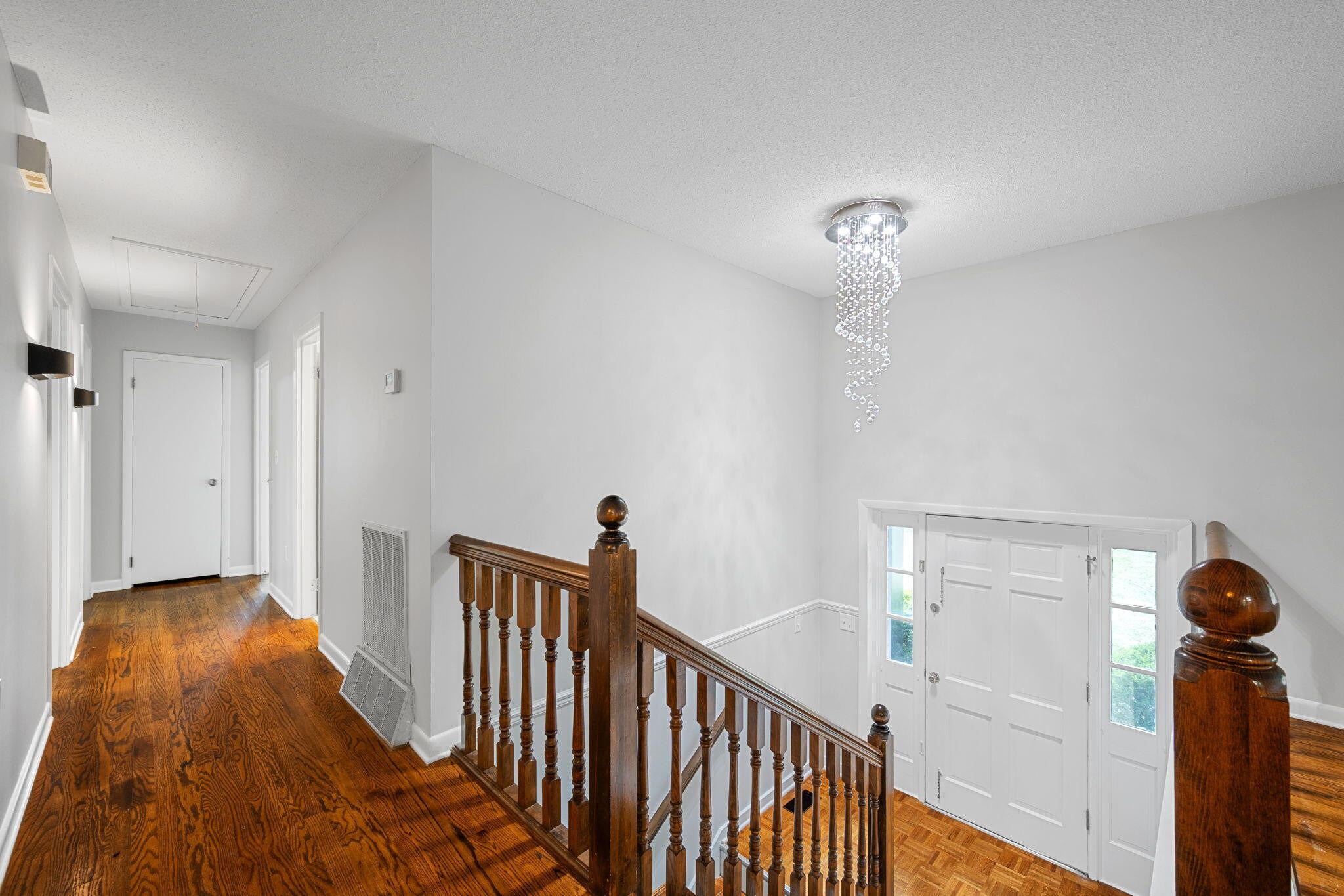 1011 Woodfinch Trail