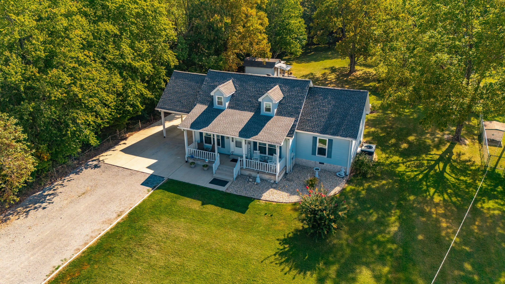 305 Paul Thompson Rd