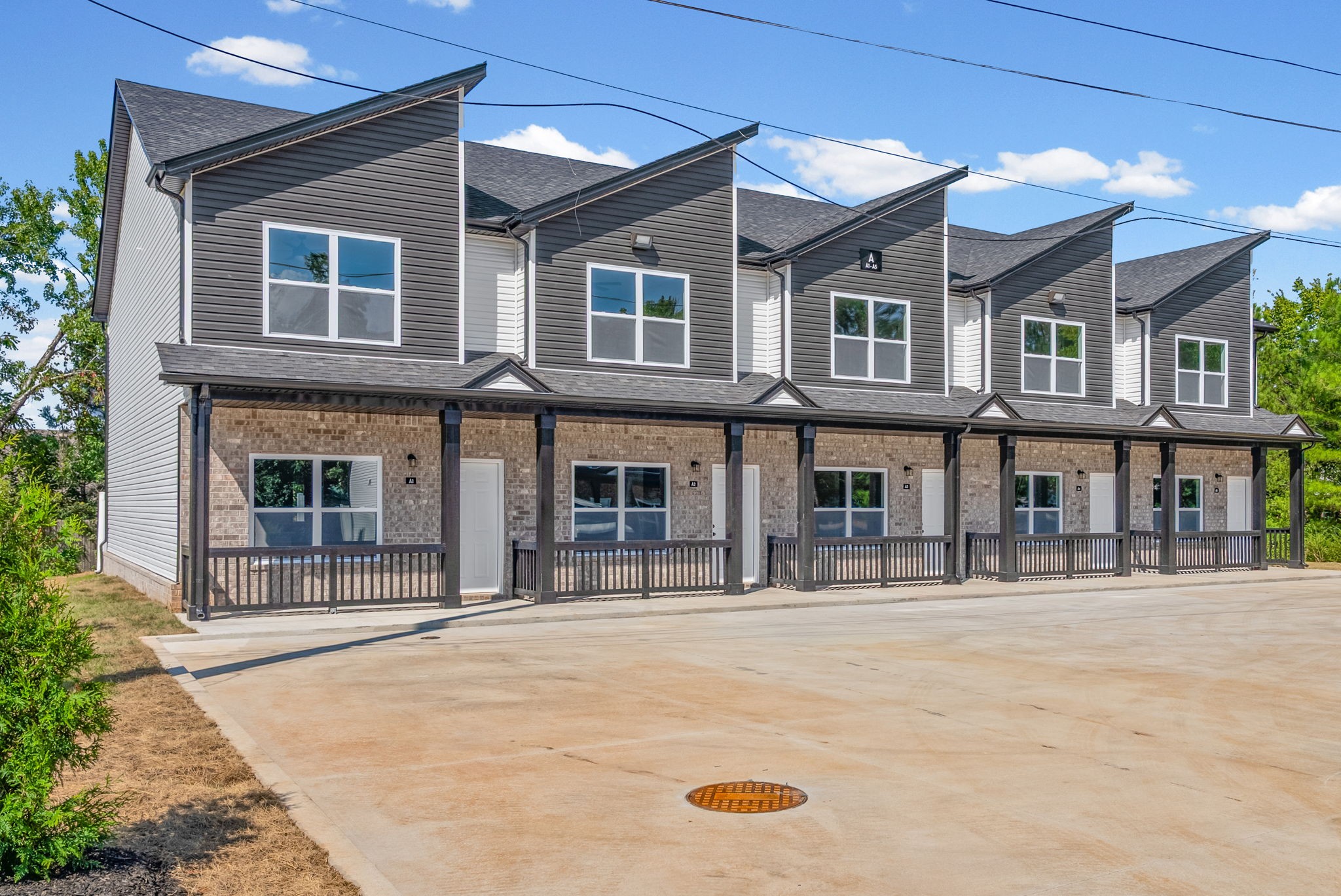 160 Fairview Ln