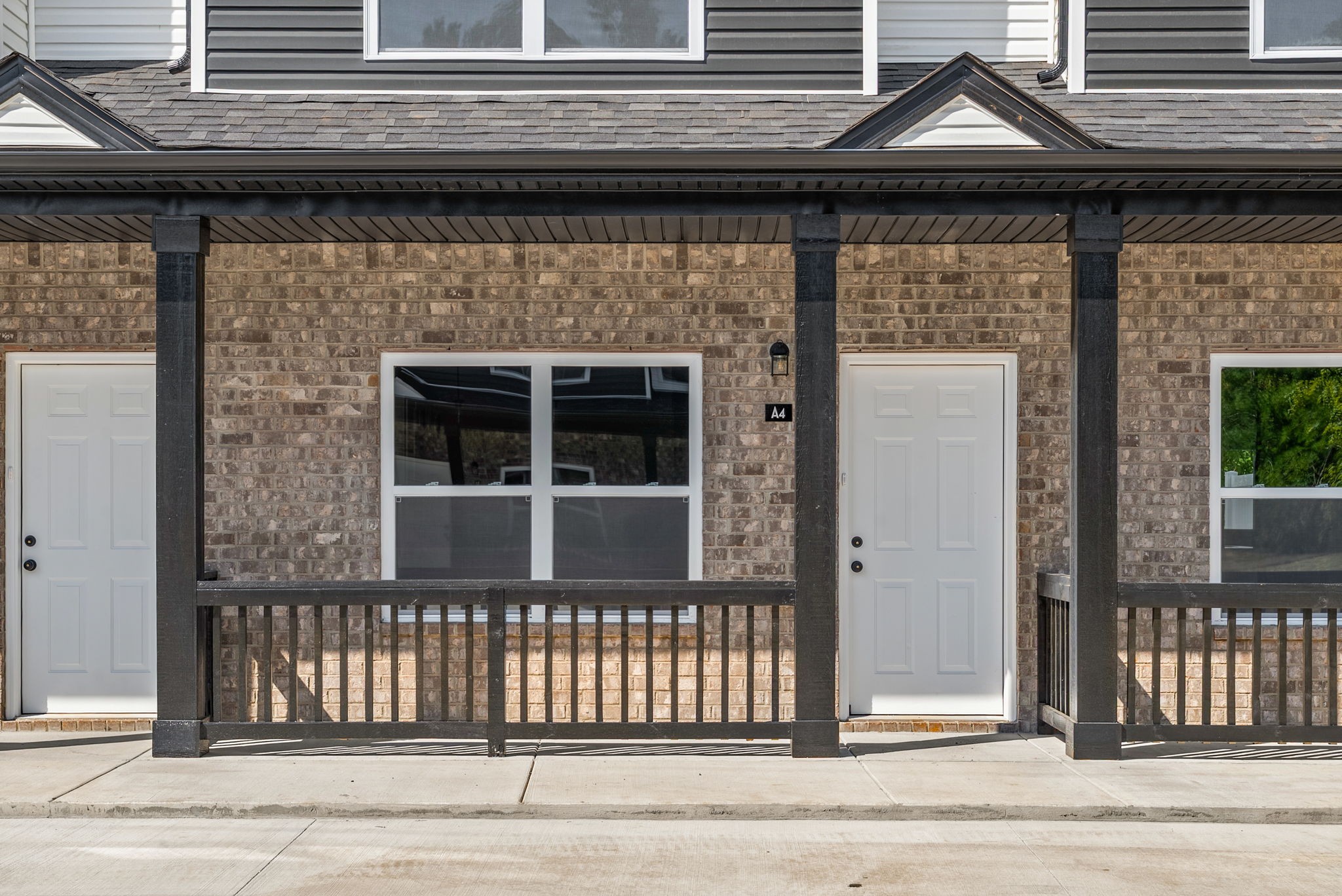 160 Fairview Ln