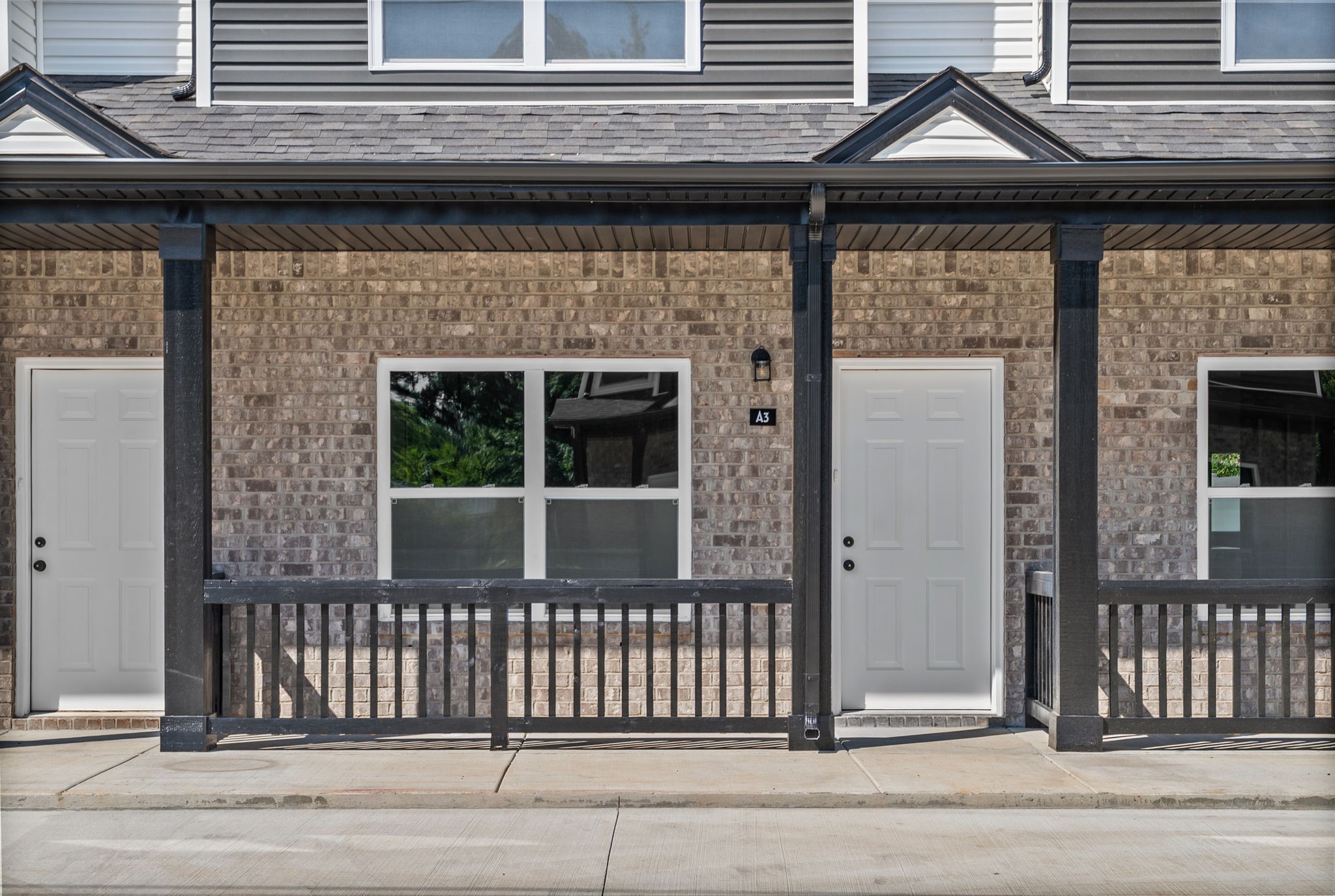160 Fairview Ln