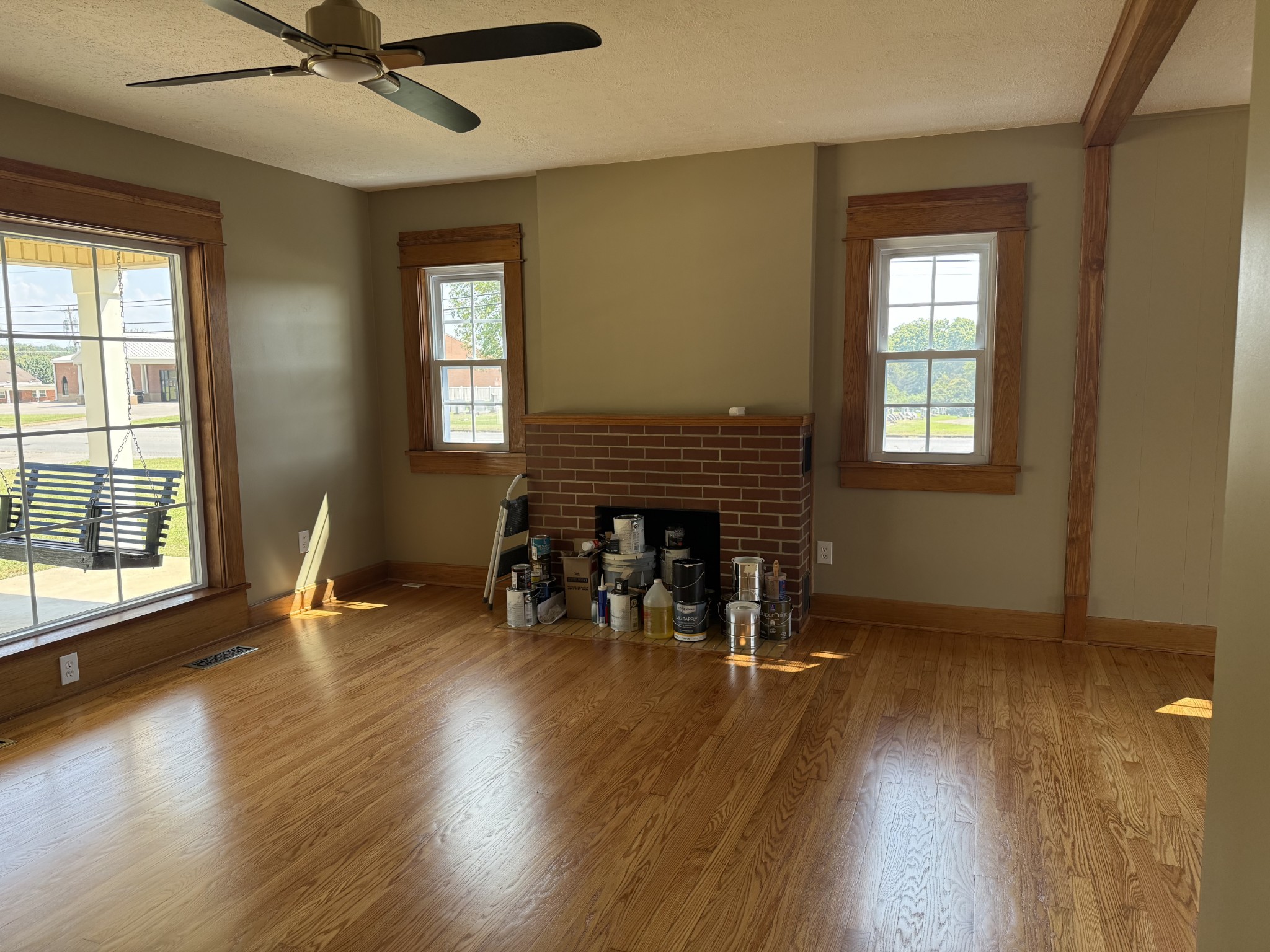 201 Parkes Ave
