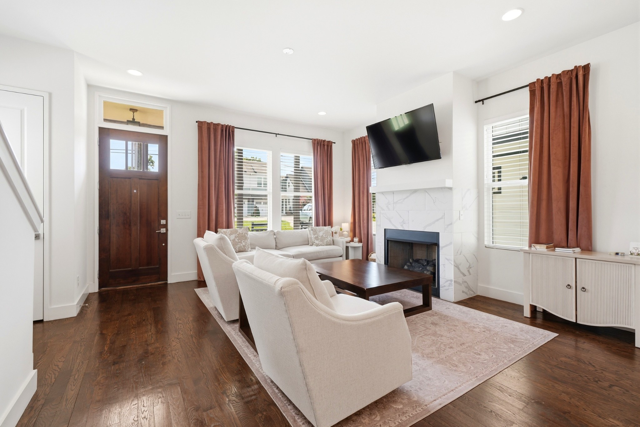 643 Vernon Ave