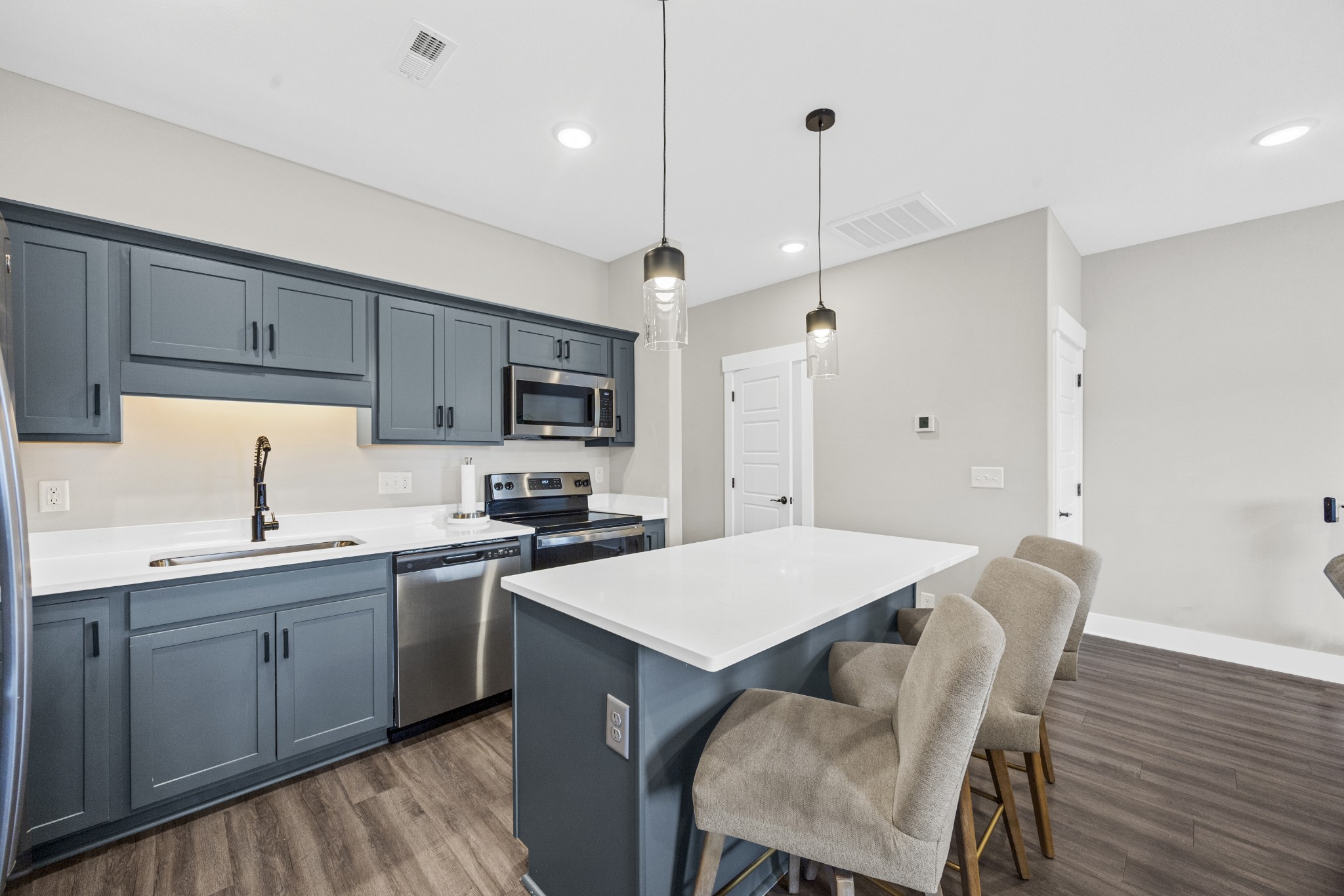 207 Jonathan Wade Cir