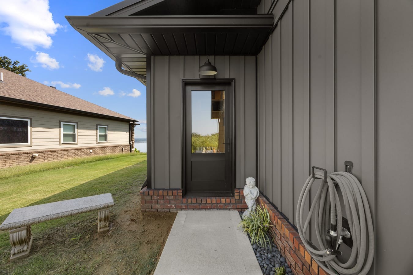 250 Rockport Lndg