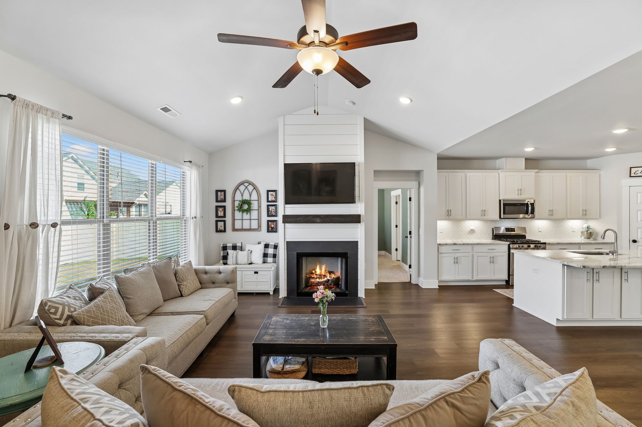 3659 Rivermont Way