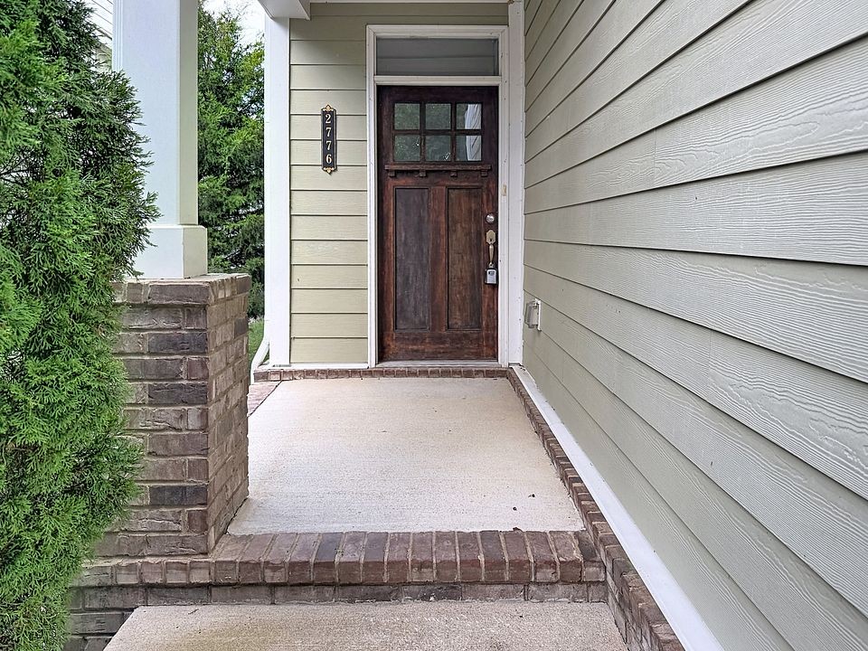 2776 Americus Dr