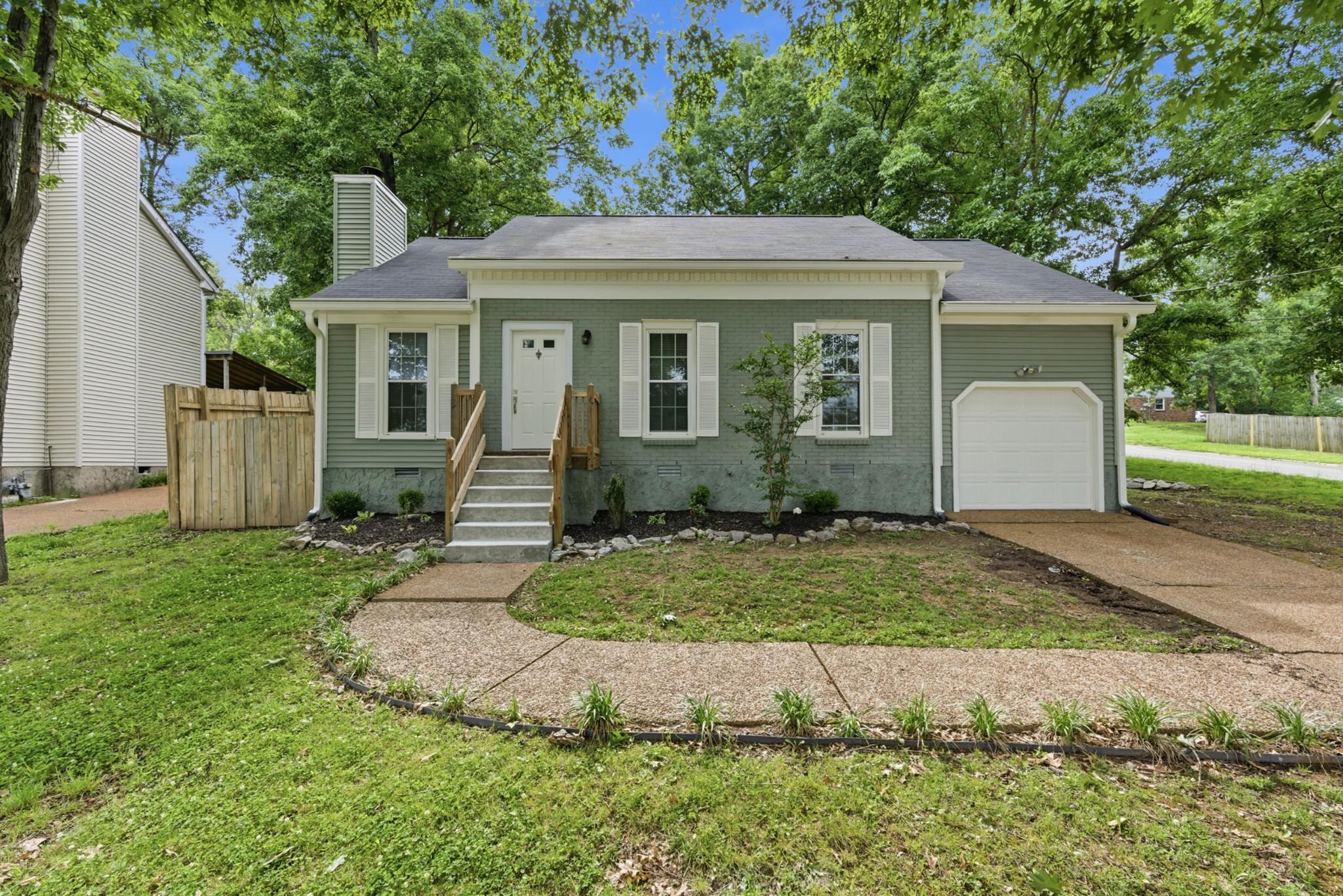 356 Cedarcliff Rd