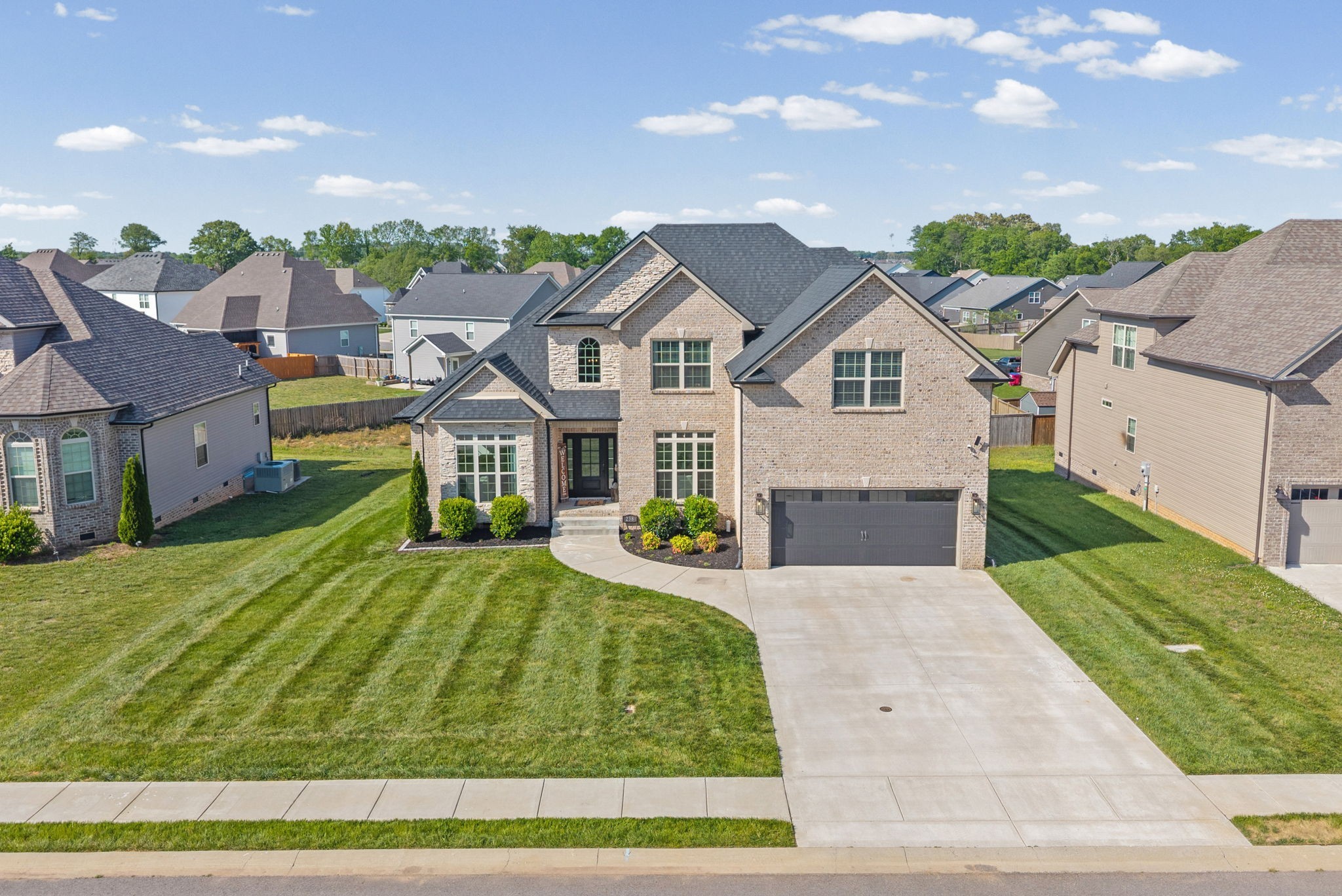 238 Cotoneaster Ln