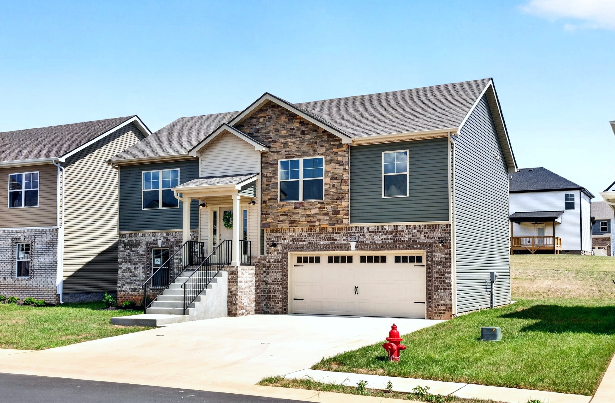 350 Cardinal Creek
