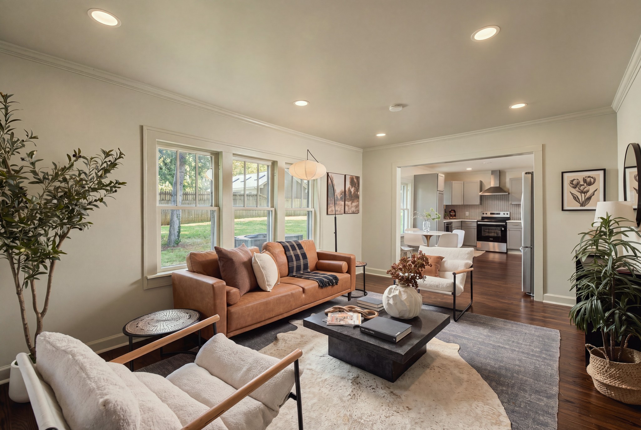 2804 Lakeshore Dr
