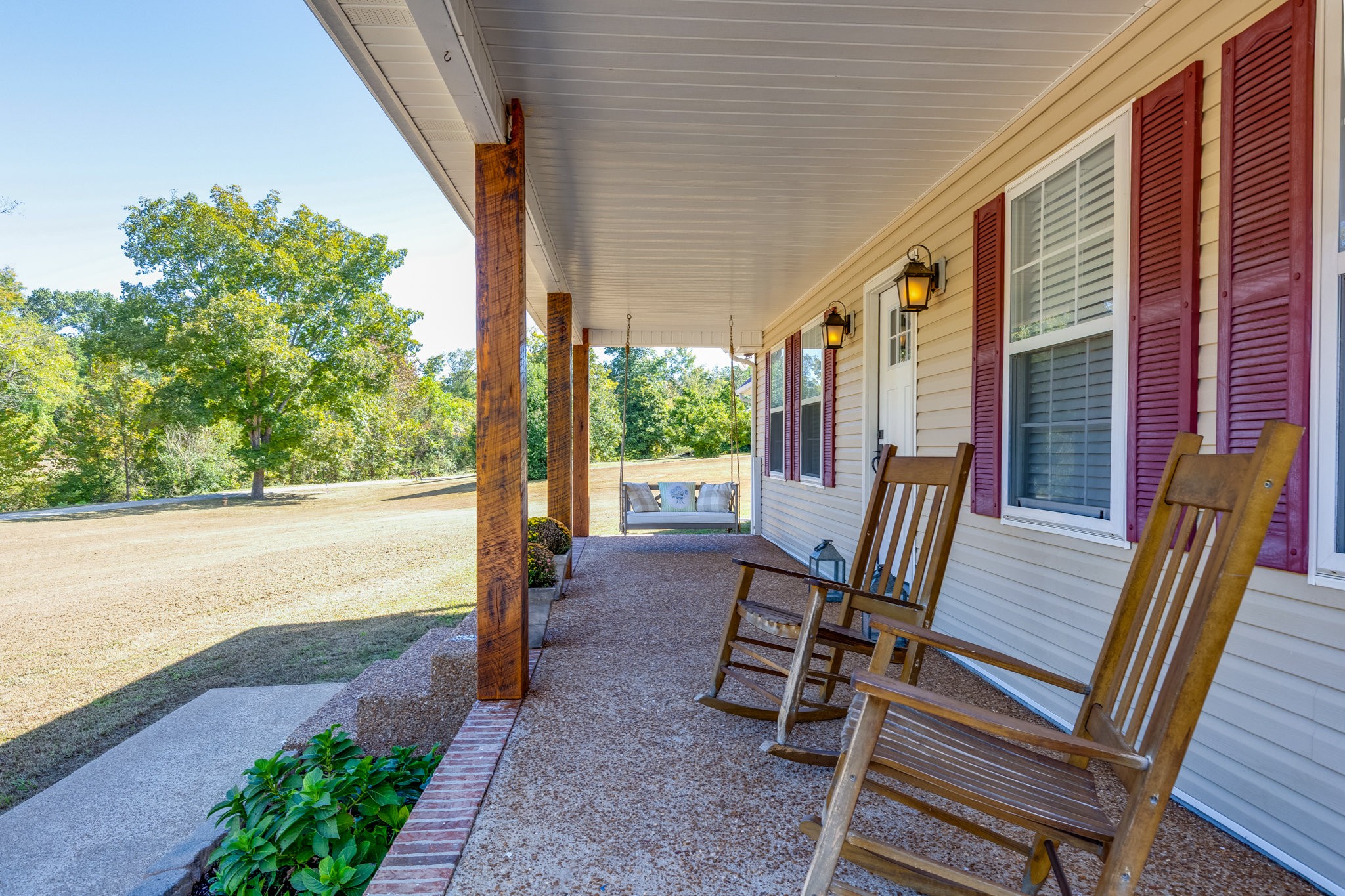 102 Henry Sharp Rd