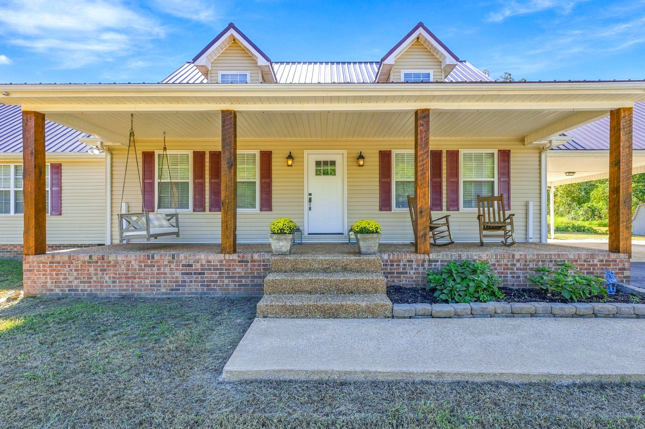 102 Henry Sharp Rd