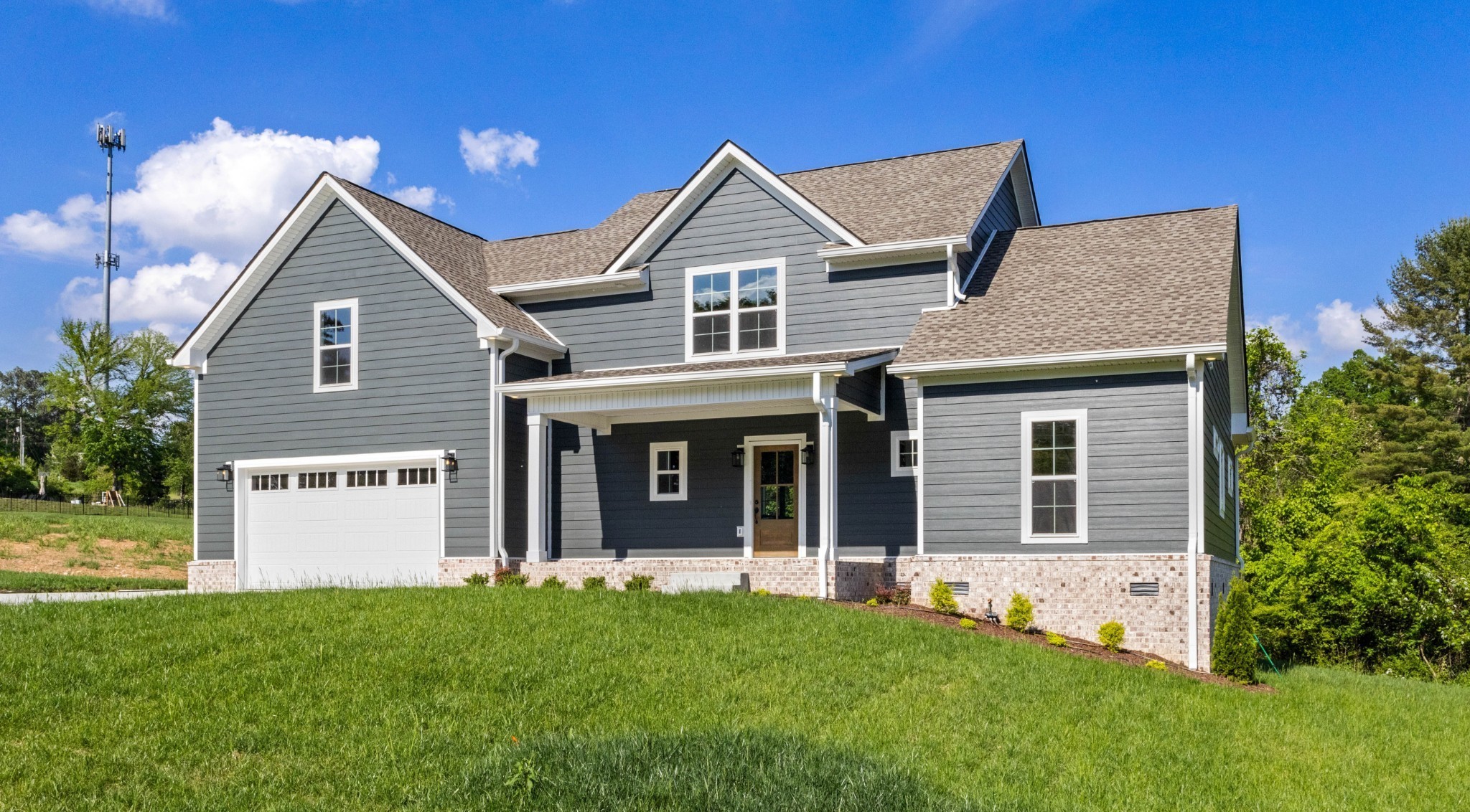1087 Gratton Rd
