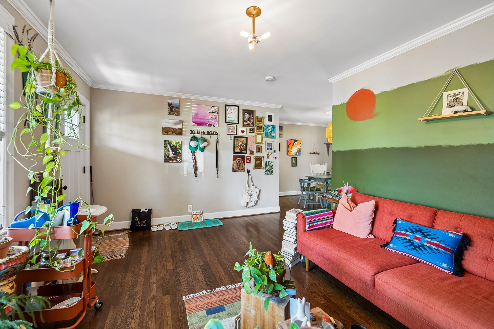 2104 Fernwood Dr