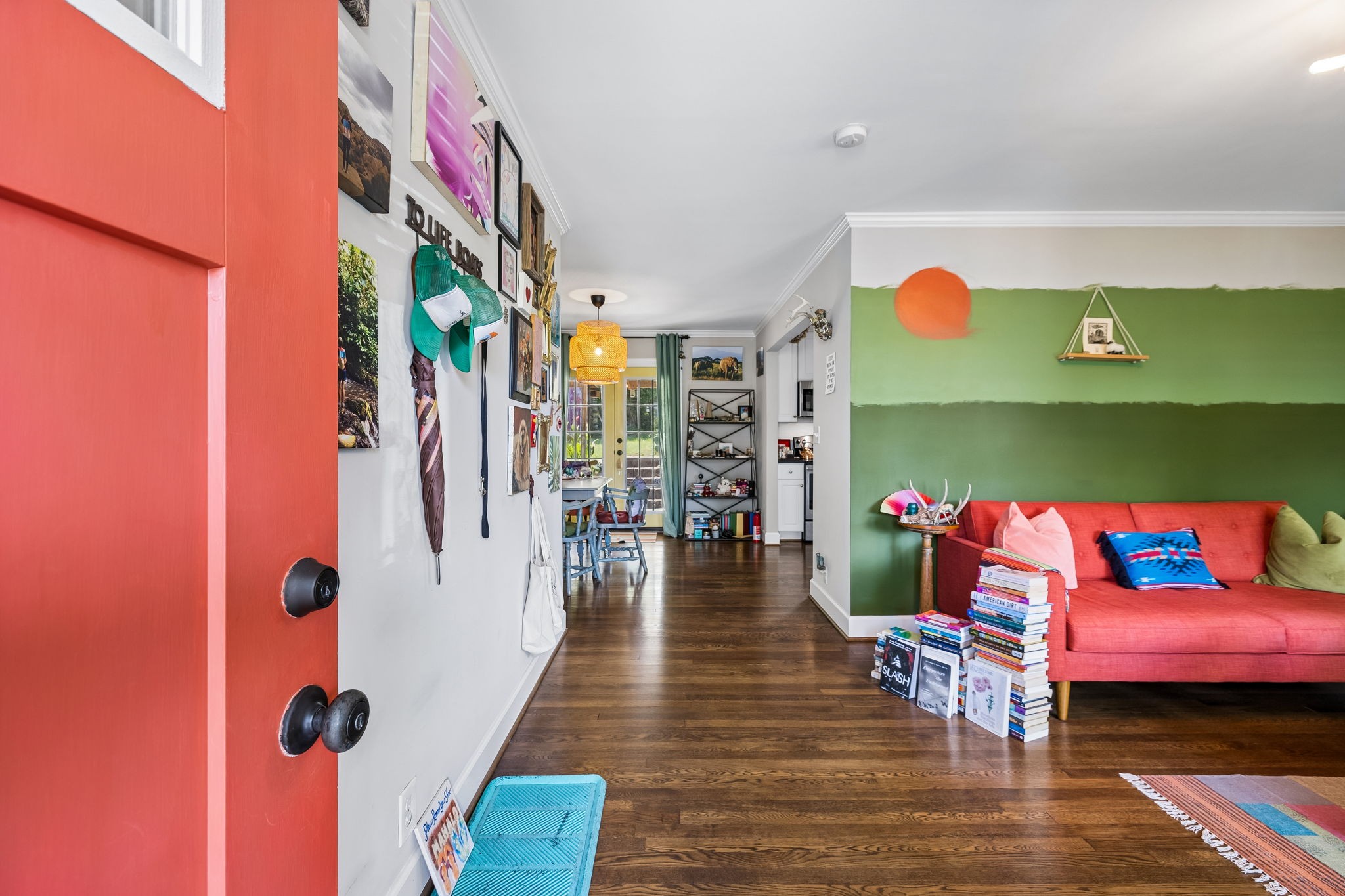 2104 Fernwood Dr
