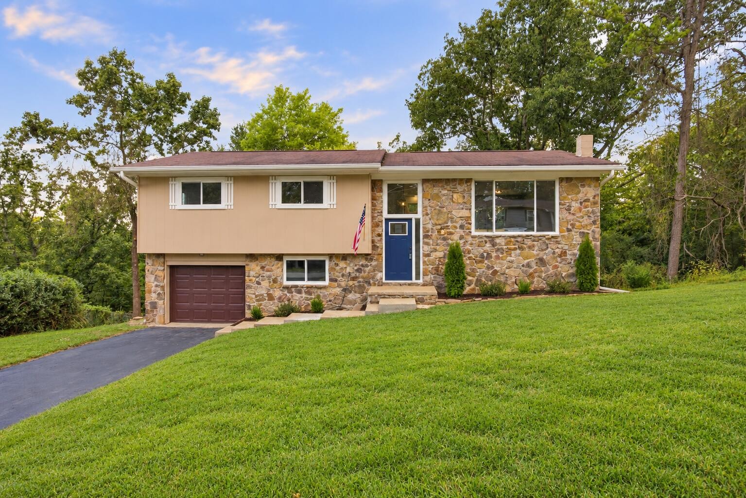 6345 Fairest Drive