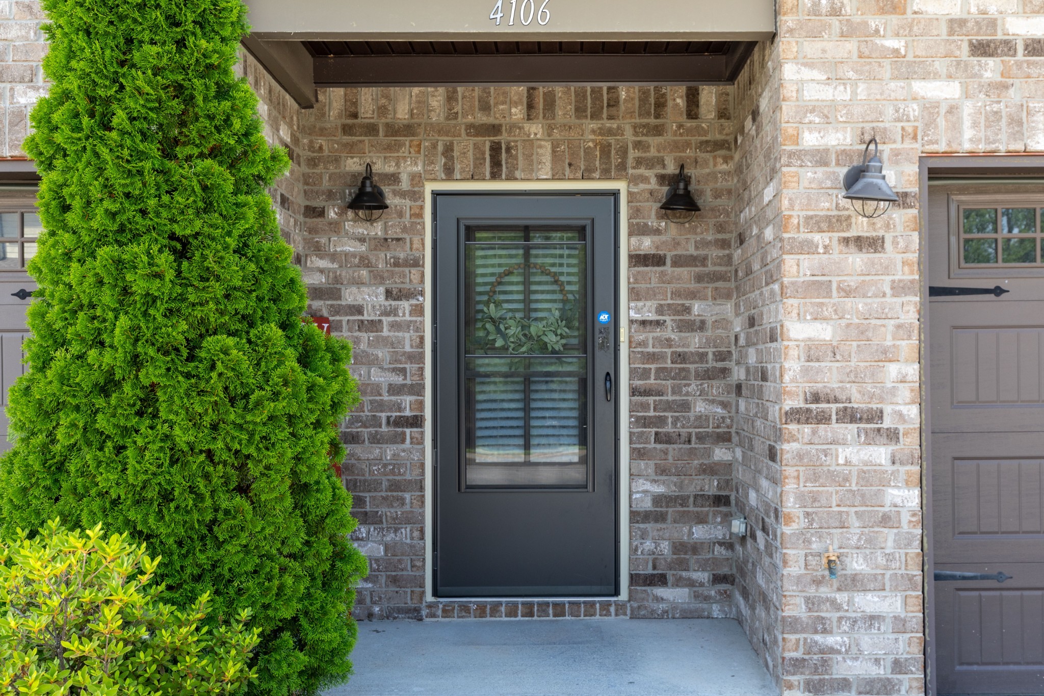 4106 Suntropic Ln