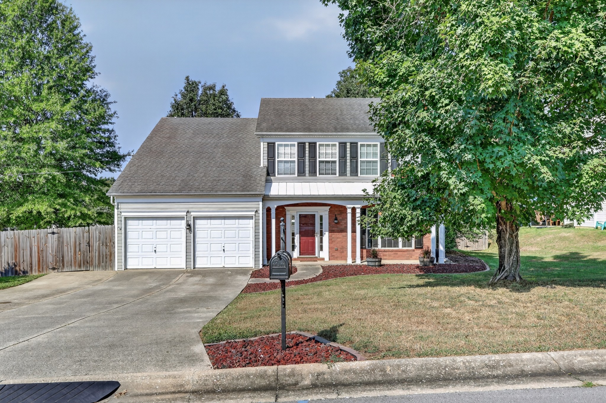 1690 Eagle Trace Dr