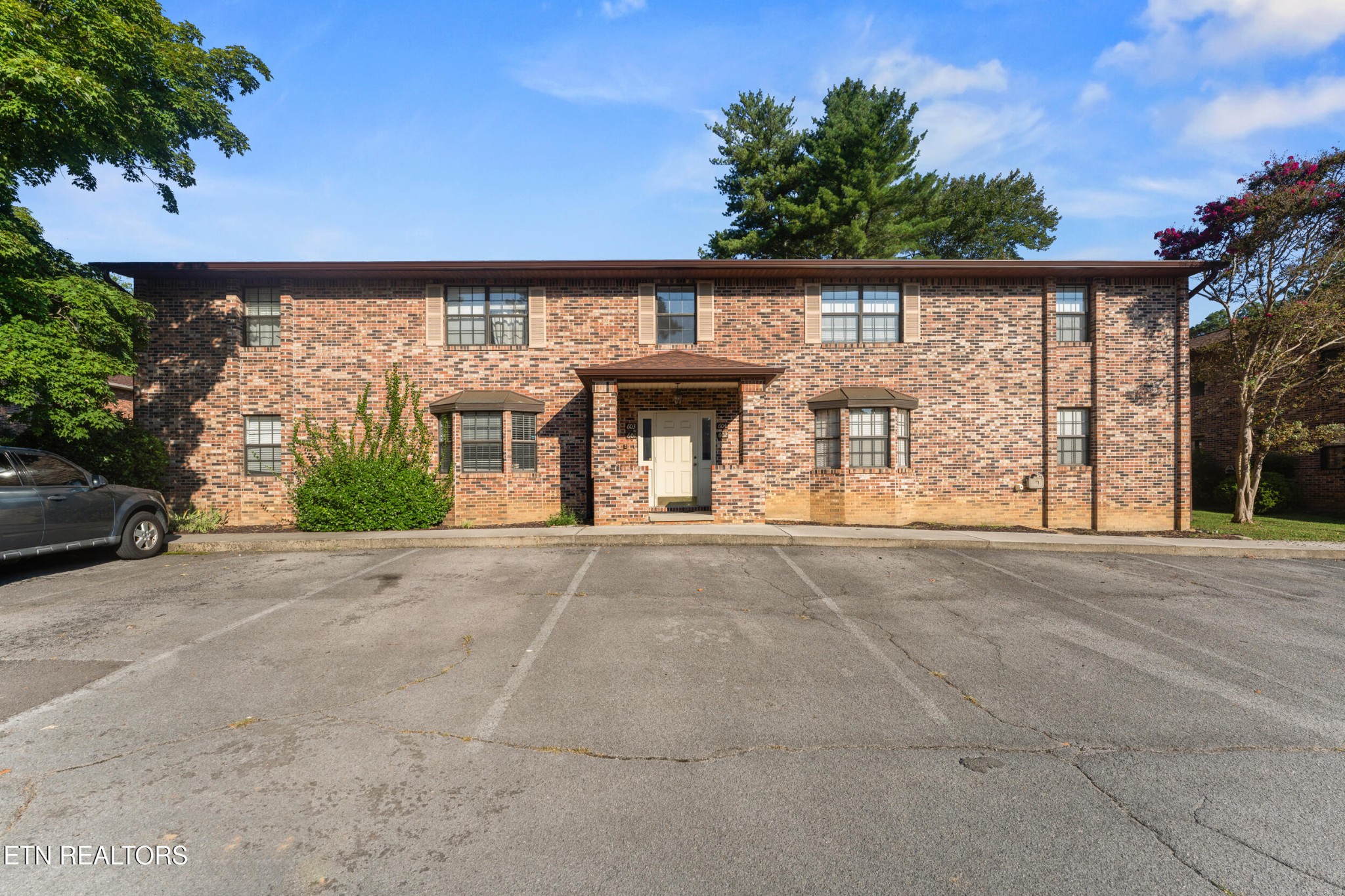 810 Highland Drive