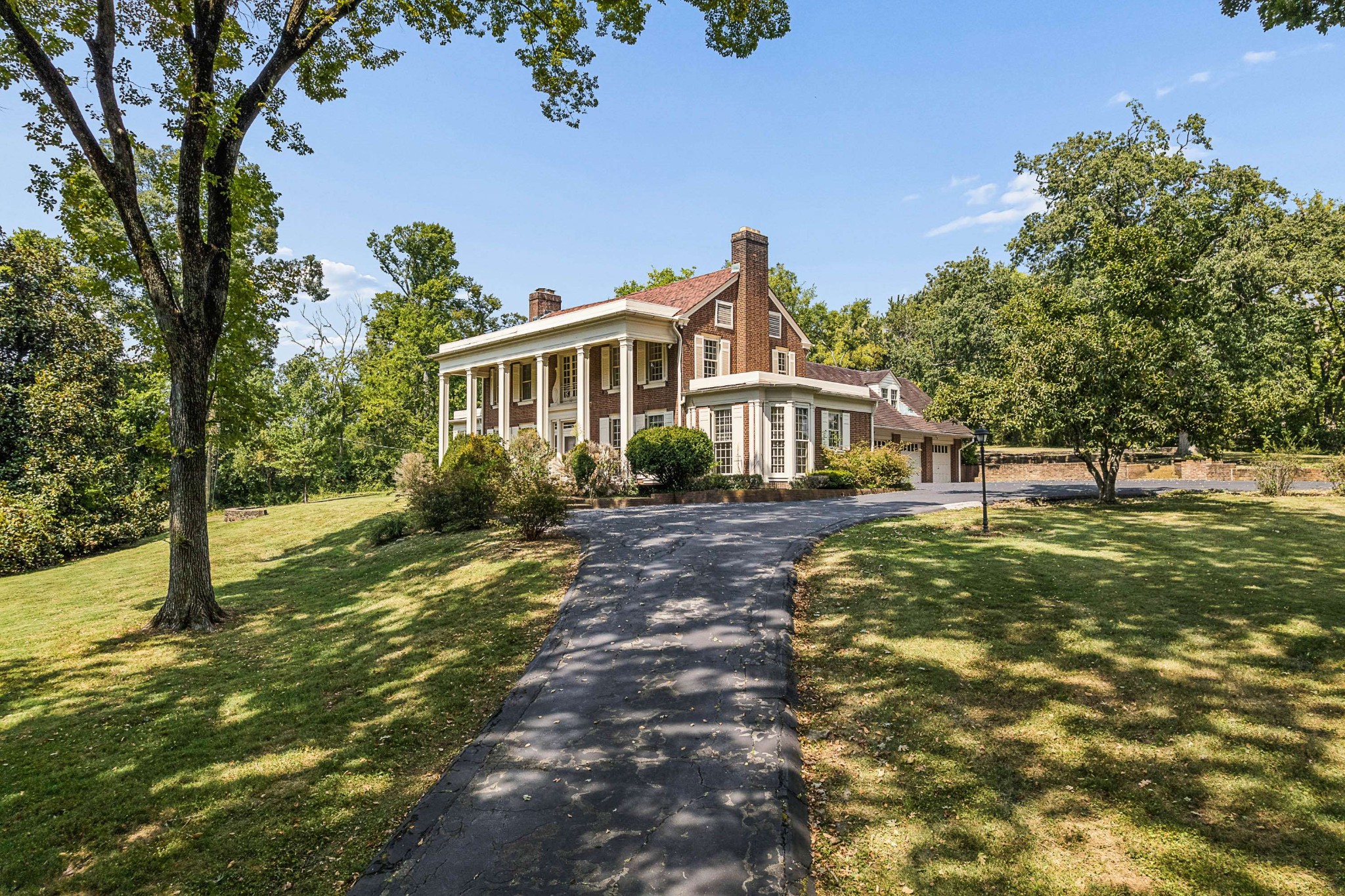 820 Overton Ln