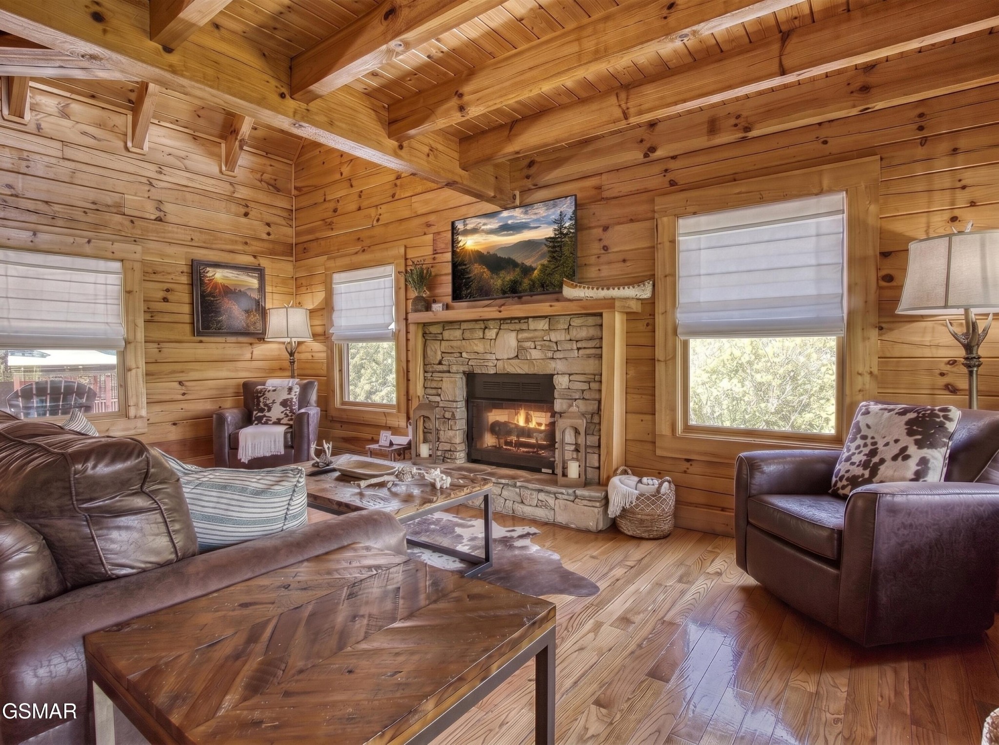 3301 Kestrel Way
