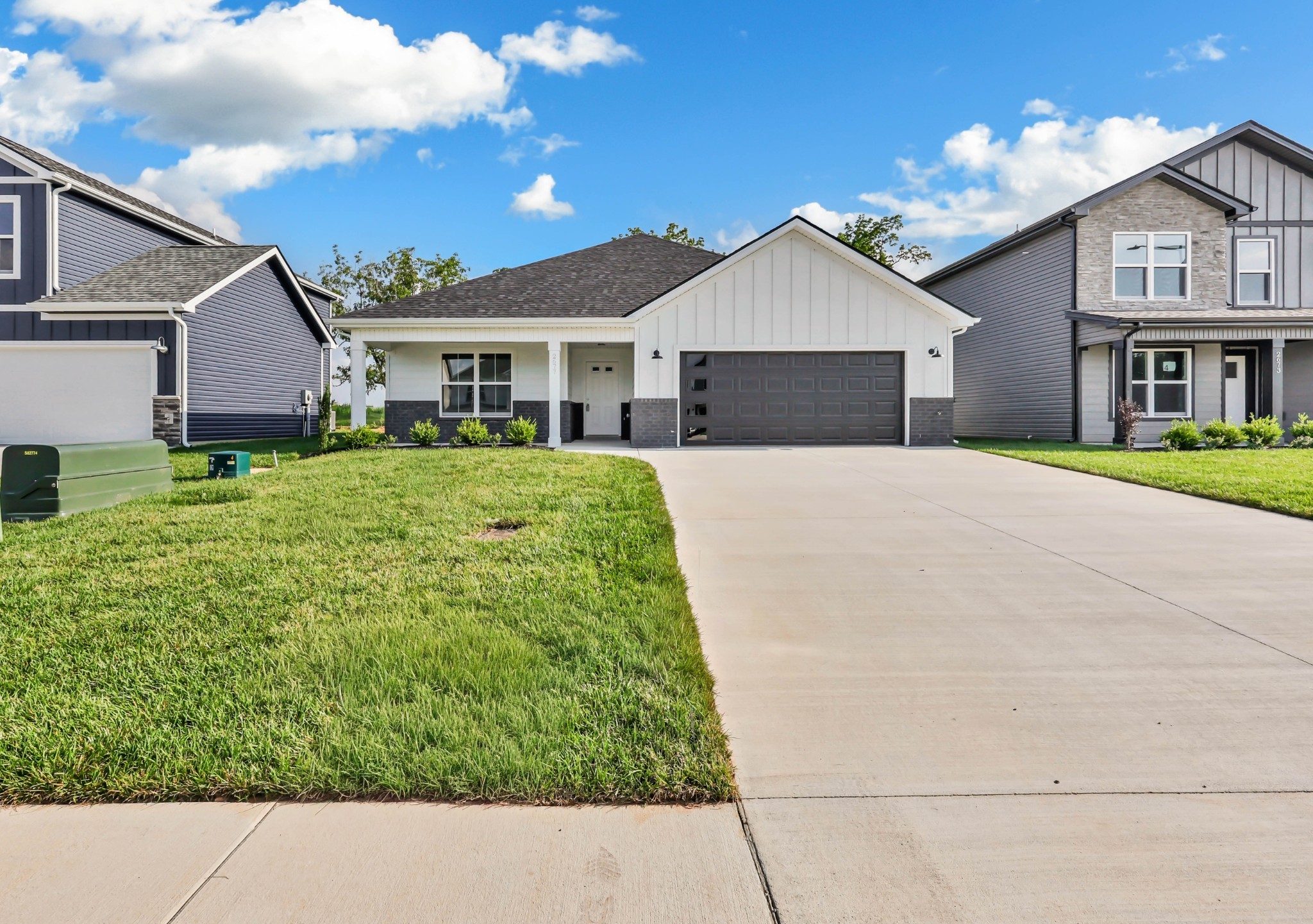 2677 Brewster Dr