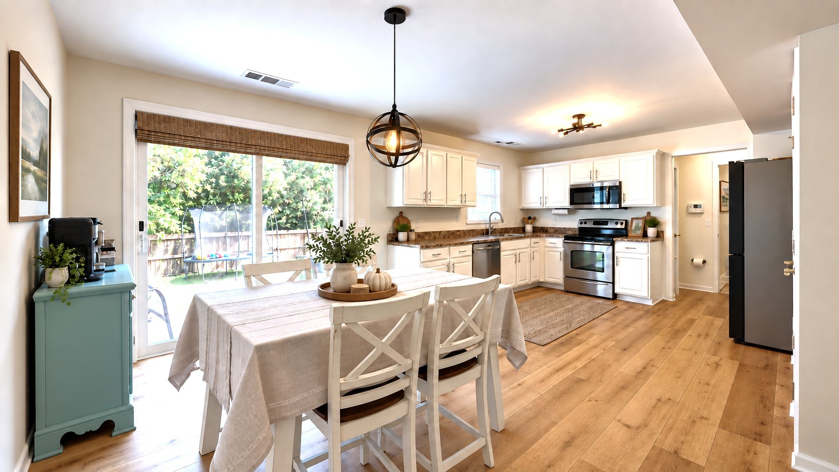 1022 Solomon Ln